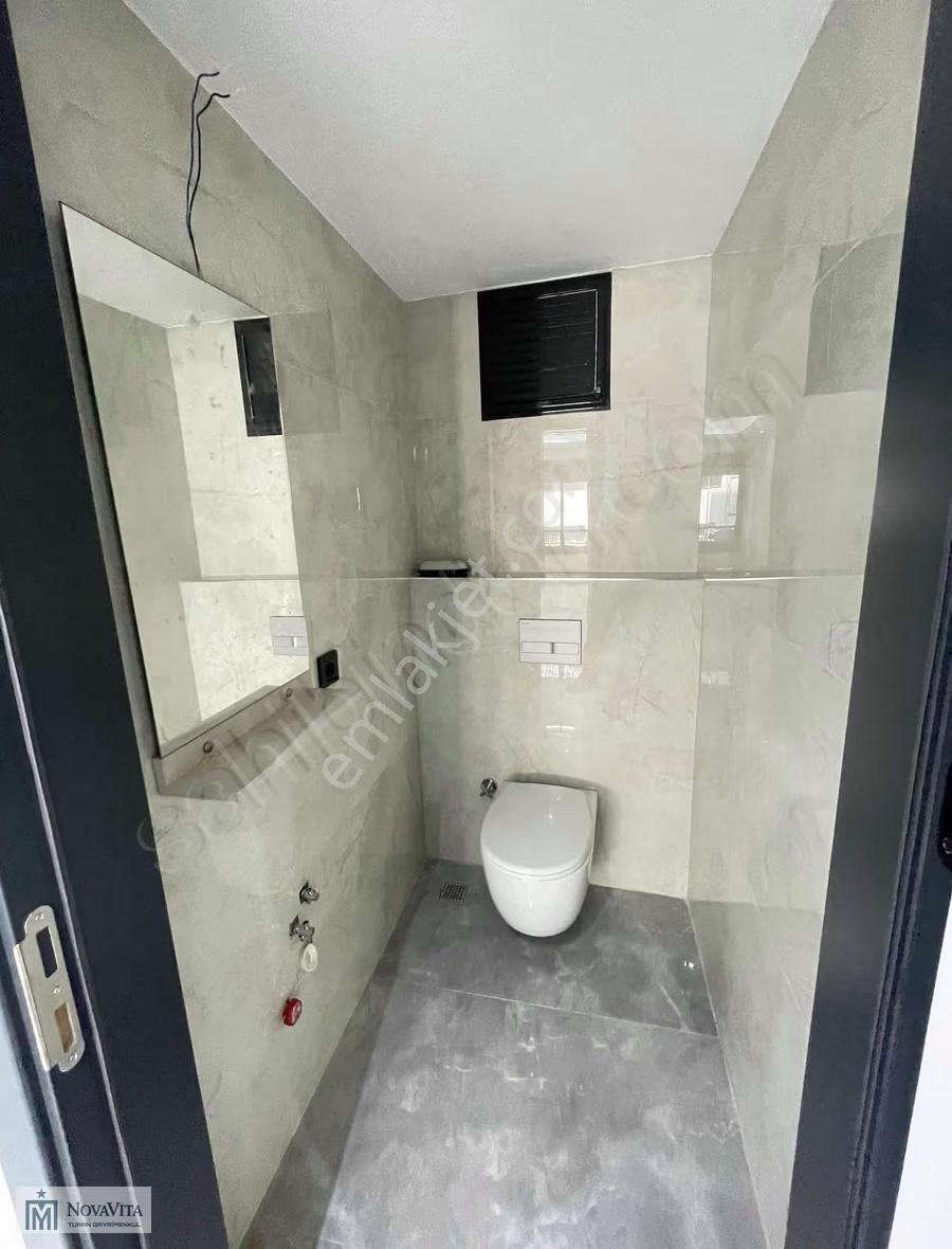 Balçova Mine Sokak Zemin Kat 3+1 Tadilatlı Daire - Görsel 11