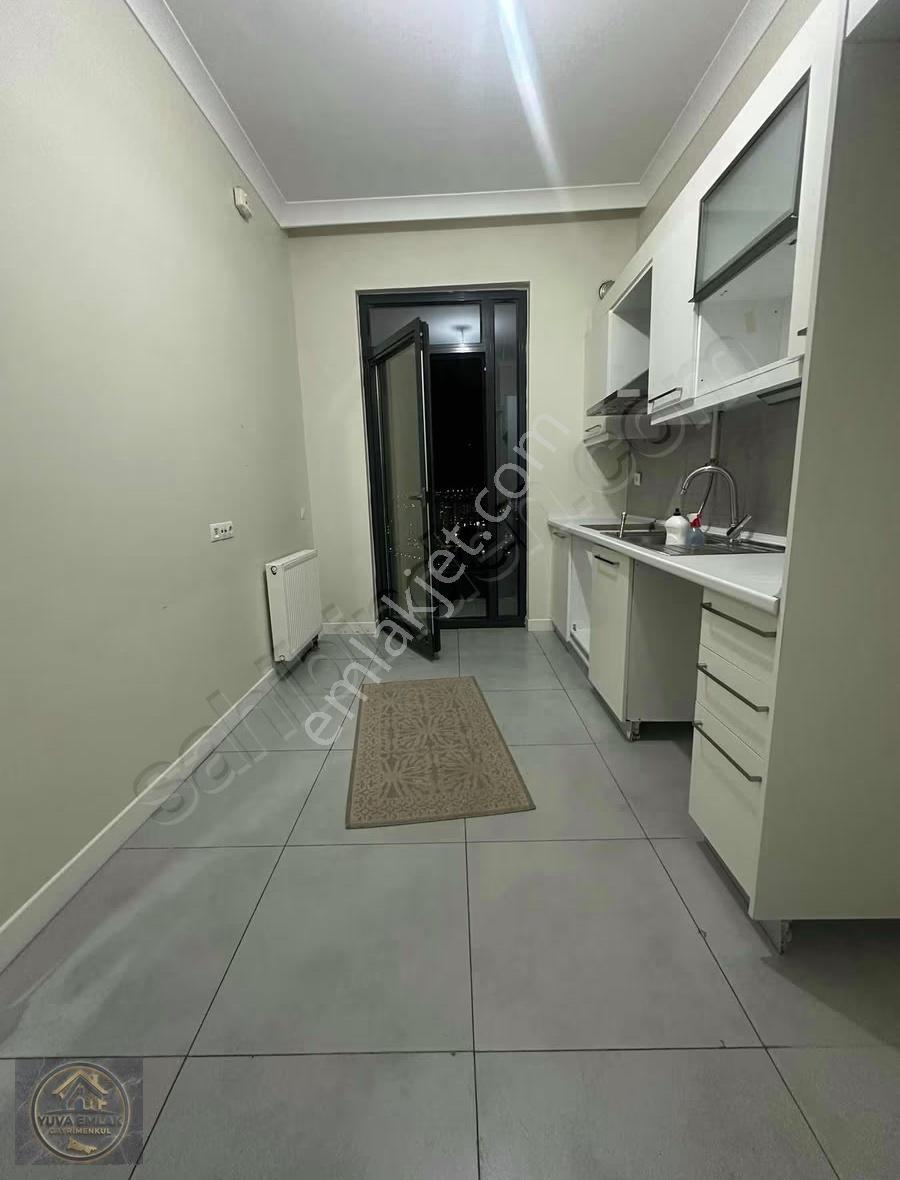 Emlak Konut Başakşehir Evlerinde D Kulede Kiralık 3+1 Boş Daire - Görsel 14