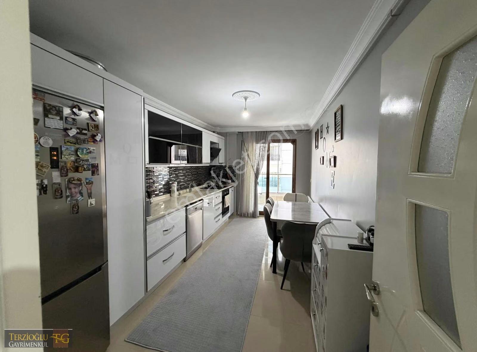 Terzioğlu'ndan Kadıköyde Yolun Üst Tarafı 3+1 Deluxde Daire - Görsel 12