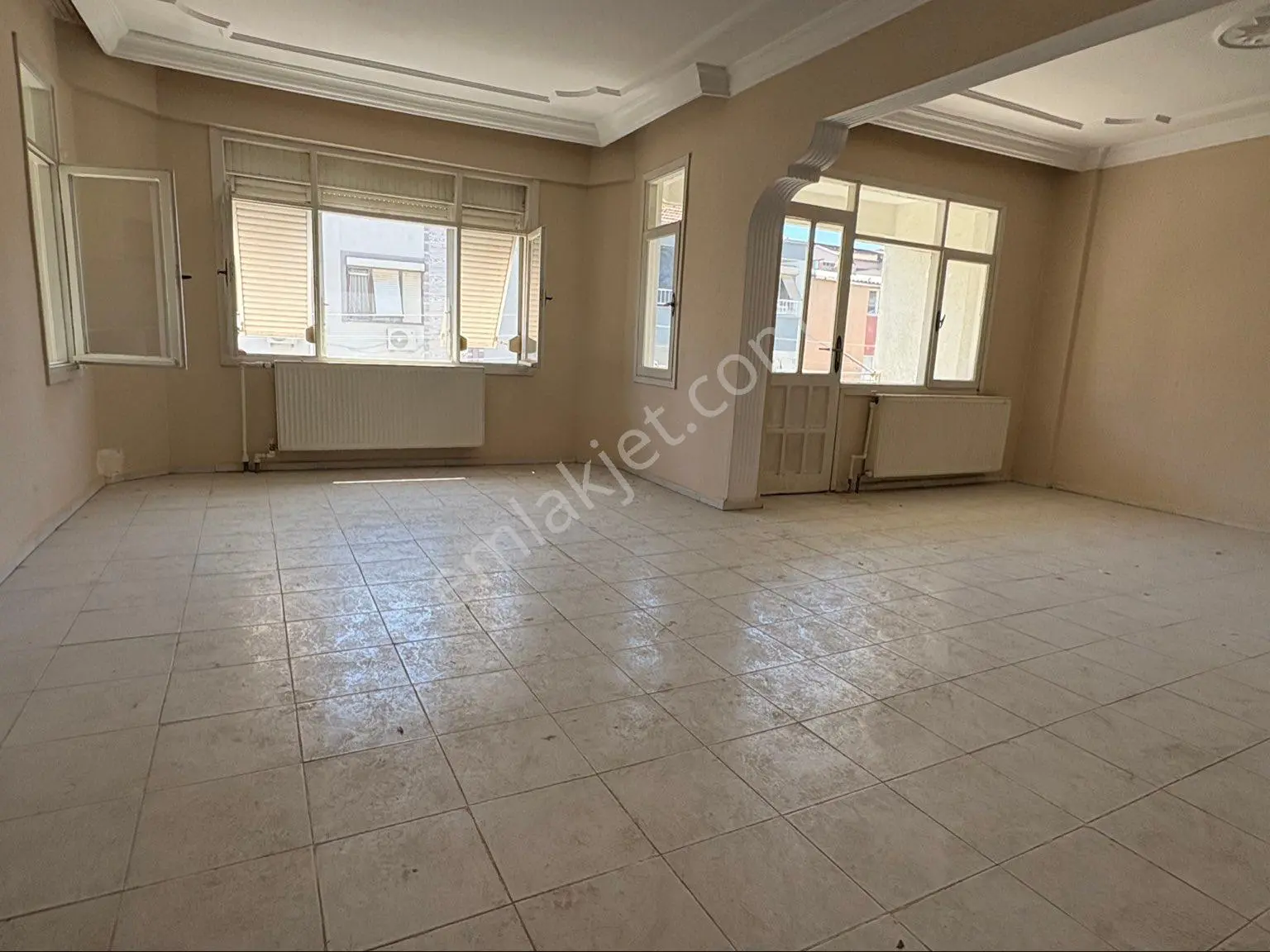 🏡 Bahçelievler Mahallesi’nde Ebeveyn Banyolu 3+1 Satılık Daire - Görsel 4