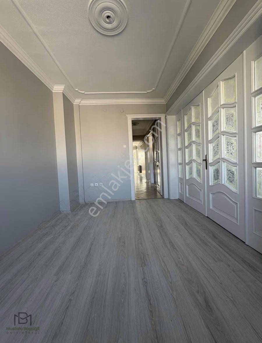 Mustafa Başyiğit Emlaktan Cadde Üzeri Kiralık - Görsel 4