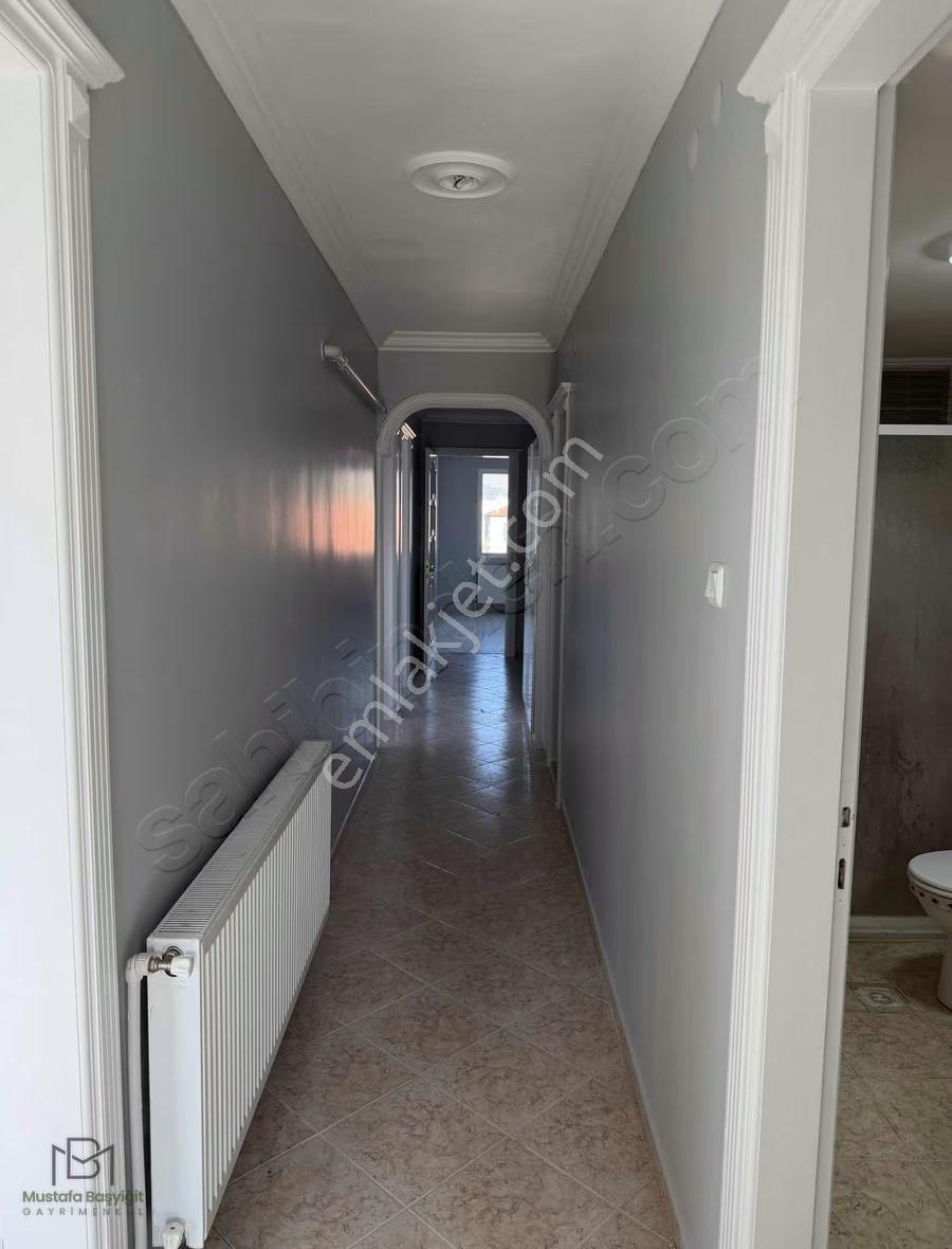 Mustafa Başyiğit Emlaktan Cadde Üzeri Kiralık - Görsel 3