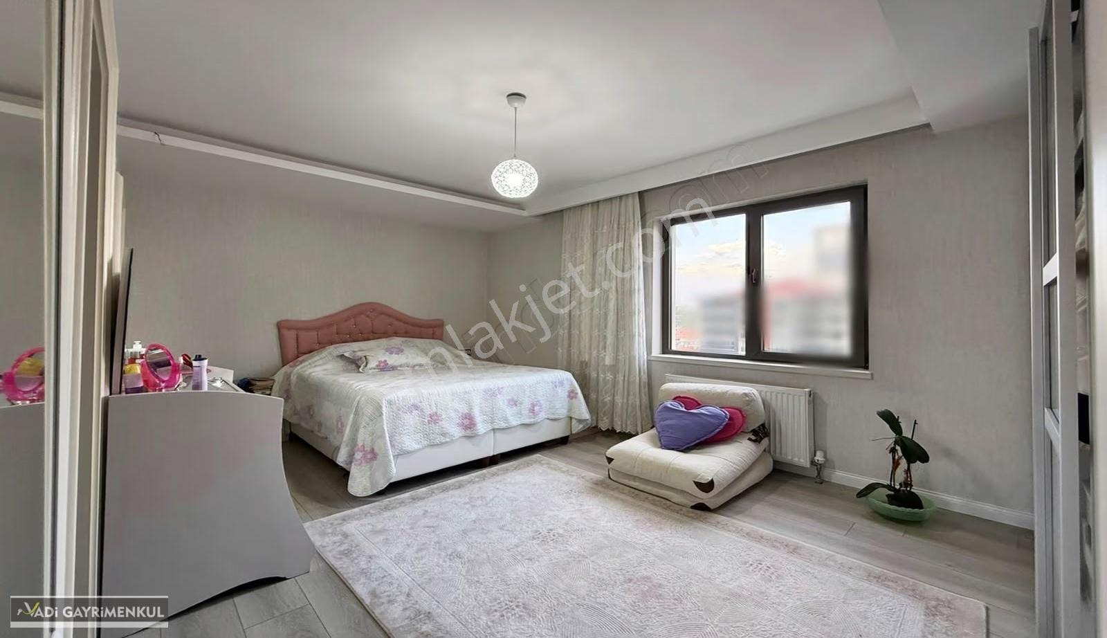 Vadi'den Ovacık'ta Manzaralı-lüks-site İçerisinde-4+1 Daire ! - Görsel 18