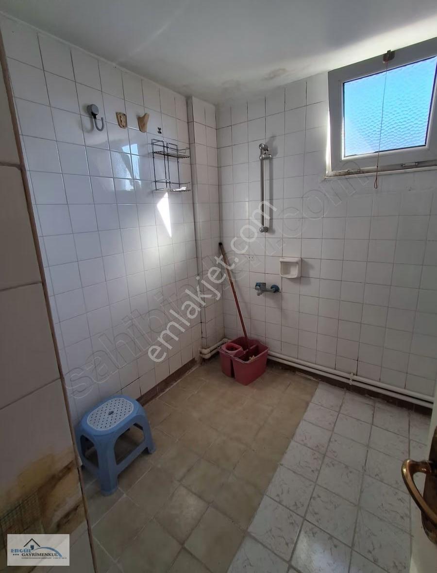 İstiklal Mahallesinde Kiralık Daire - Görsel 13