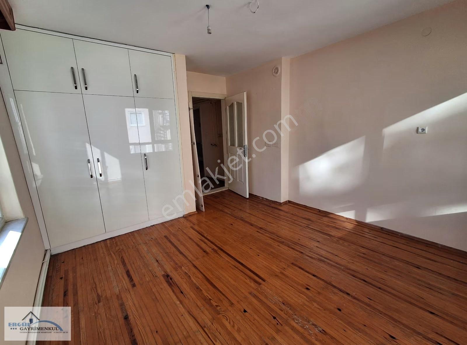 İstiklal Mahallesinde Kiralık Daire - Görsel 5