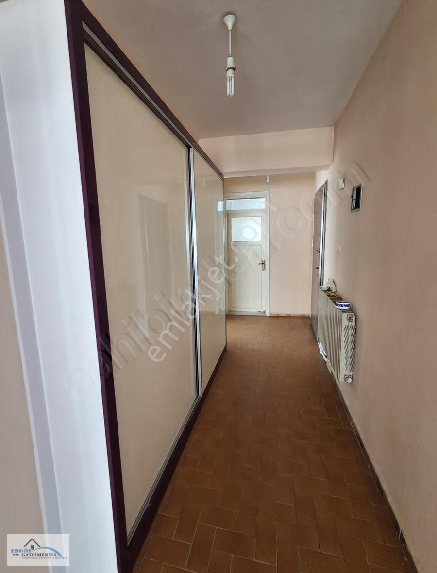 İstiklal Mahallesinde Kiralık Daire - Görsel 6