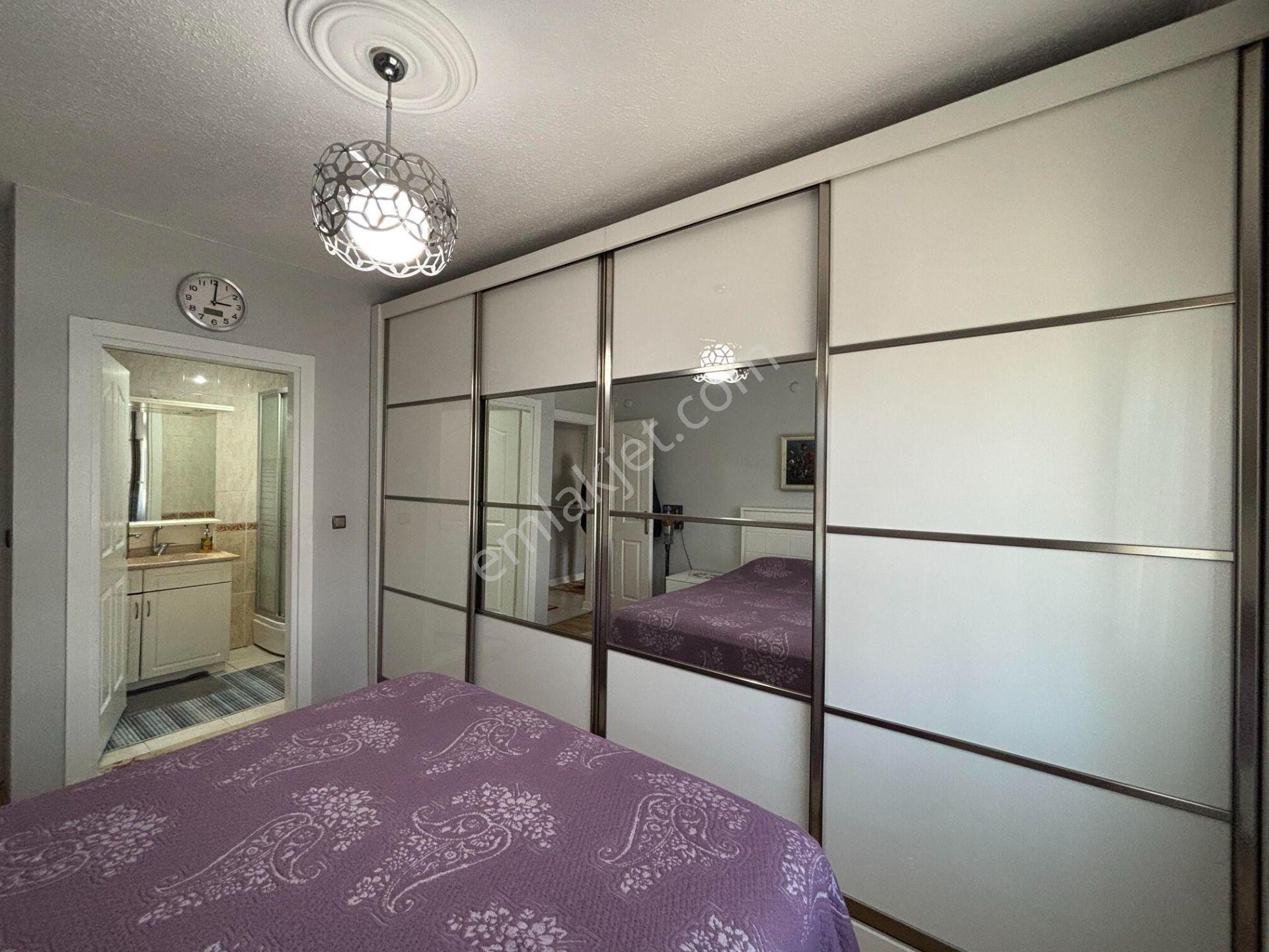 Memursen Evleri'nde 3+1 144 M2 Satılık Ara Kat Daire - Görsel 19