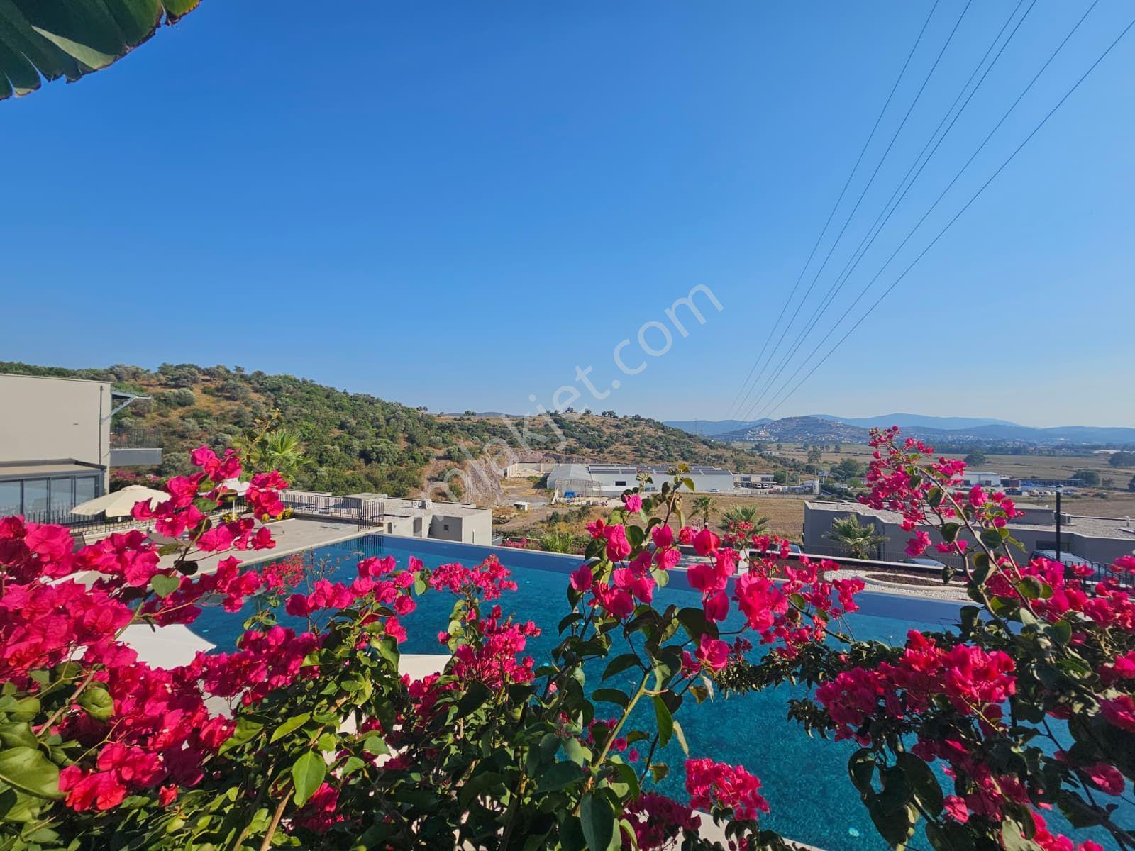 Muğla Bodrum Satılık Site Bahçe Katı - Görsel 21