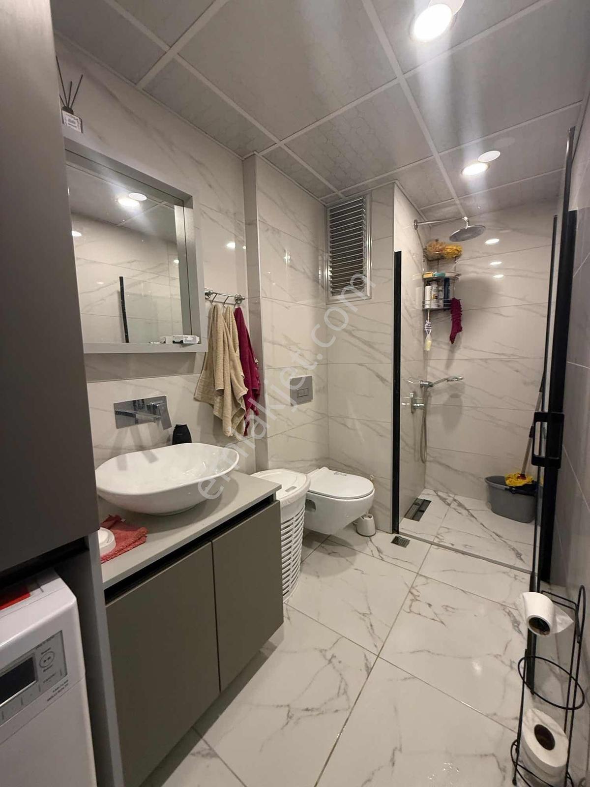 Kuşadası Değirmendere Mahallesi Eşyalı Kiralık Rezidans - Görsel 17