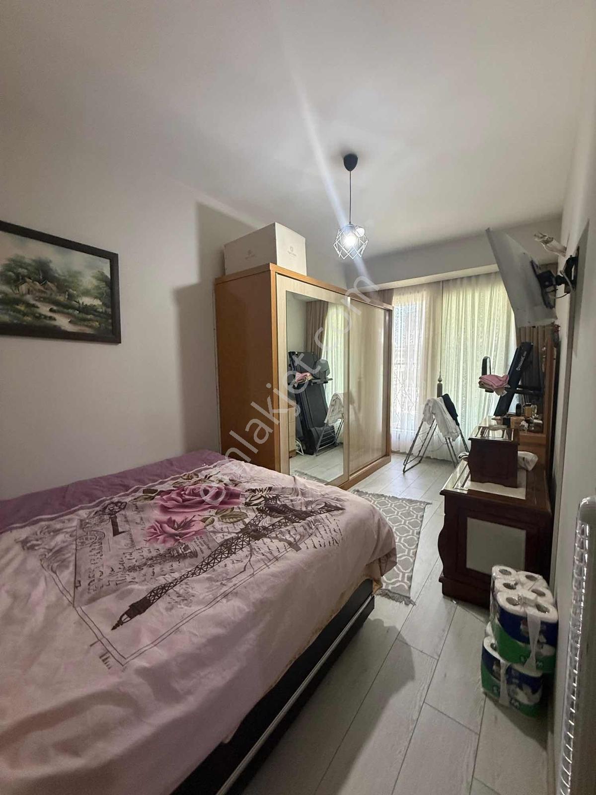 Kuşadası Değirmendere Mahallesi Eşyalı Kiralık Rezidans - Görsel 9