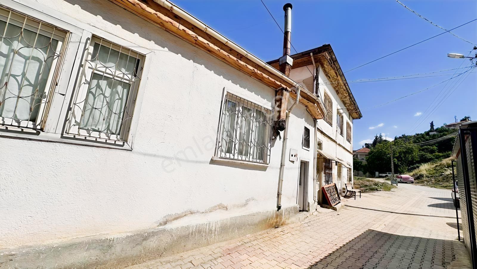 Vip Gayrimenkul'den Camiatik Mah. 290m² Bahçeli Müstakil Ev - Görsel 25
