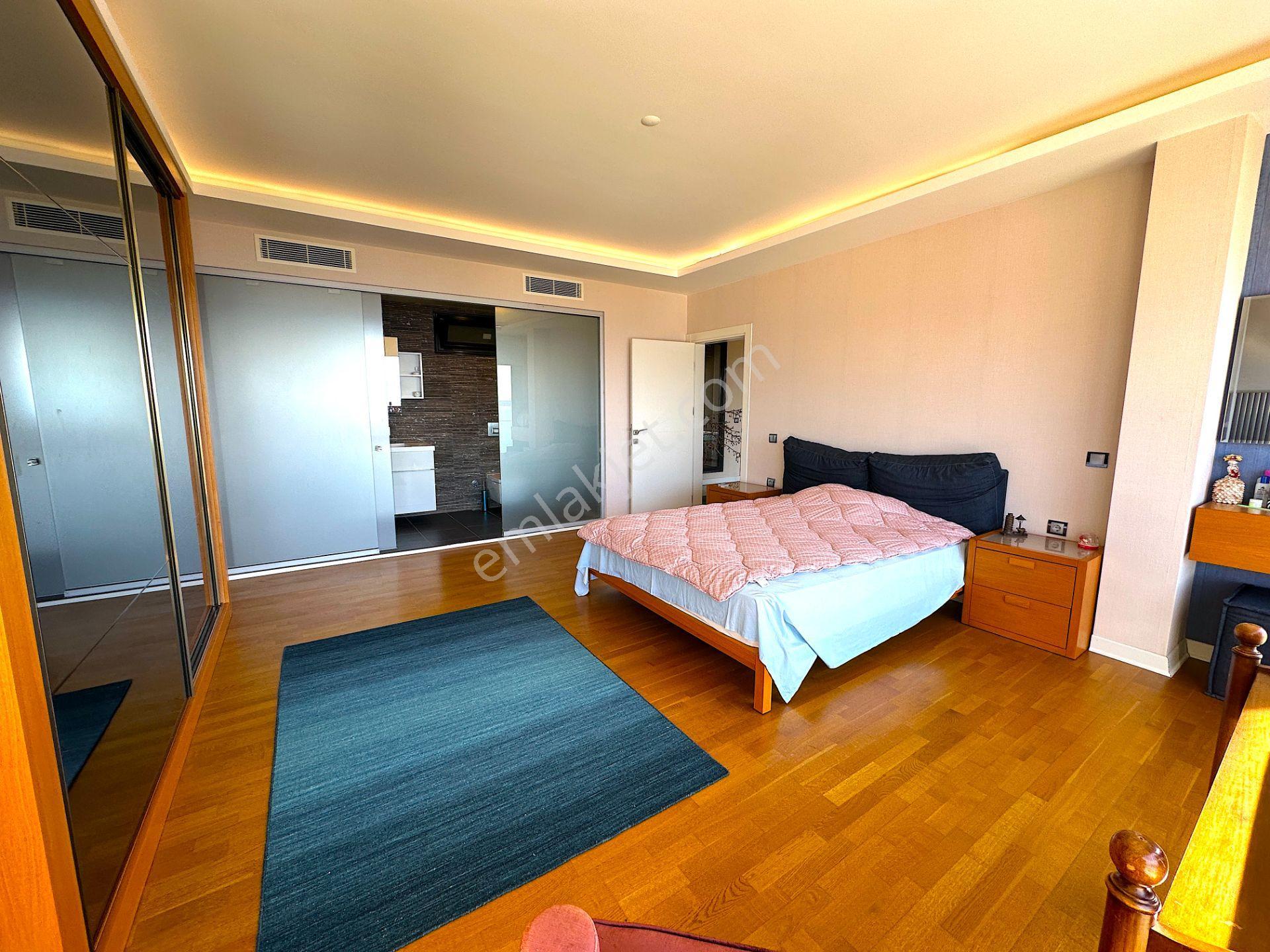 Çiftlikköy'de Emsalsiz Manzaralı Kdv'li Yıllık Kiralık Malikane - Görsel 23