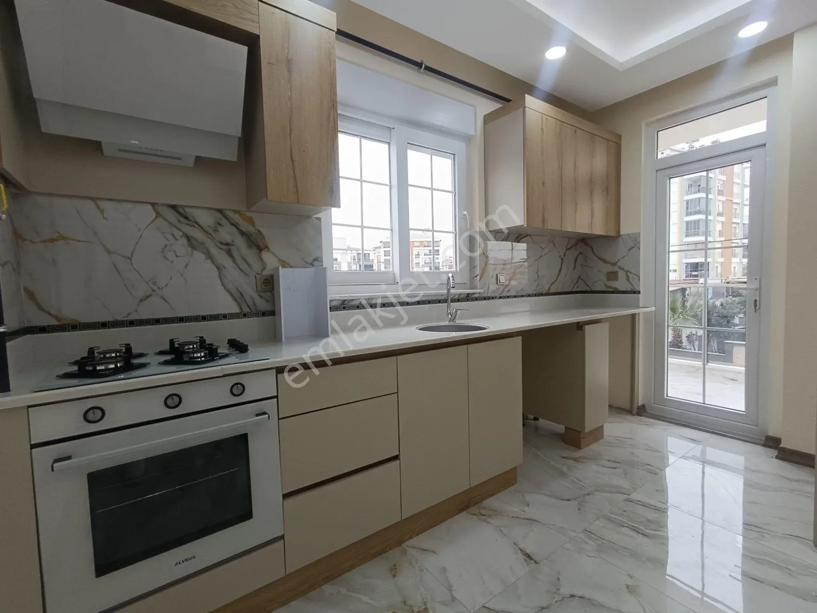 Yerden Isıtmalı Sıfır Modern 2+1 Satılık Daire - Görsel 22