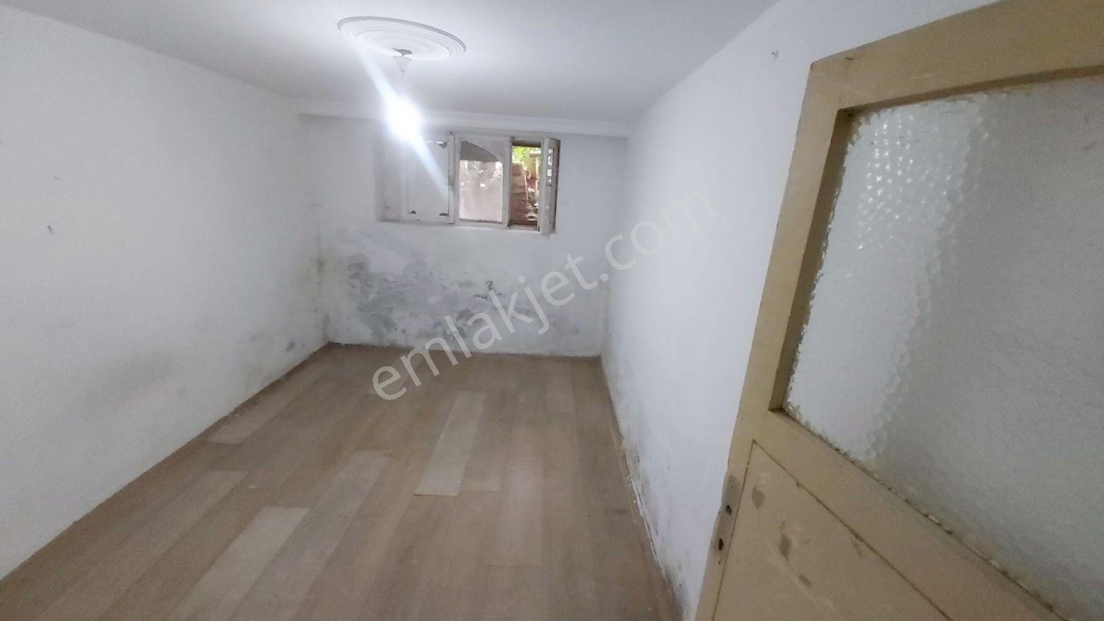 Kütükçü De Ayrı Girişli, Giriş Kat Kiralık 2+1 Daire - Görsel 13