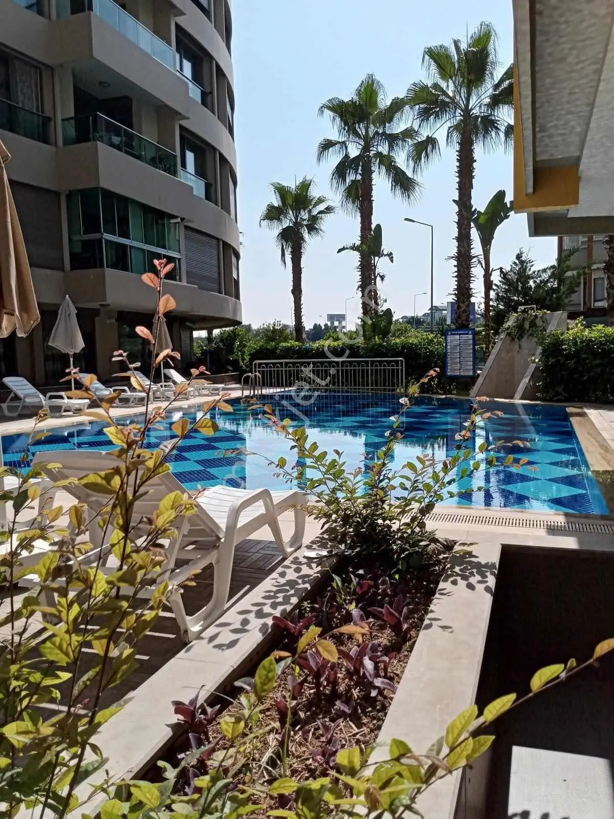 Akdeniz Park Rezidansta Eşyalı 2+1 Satılık Daire