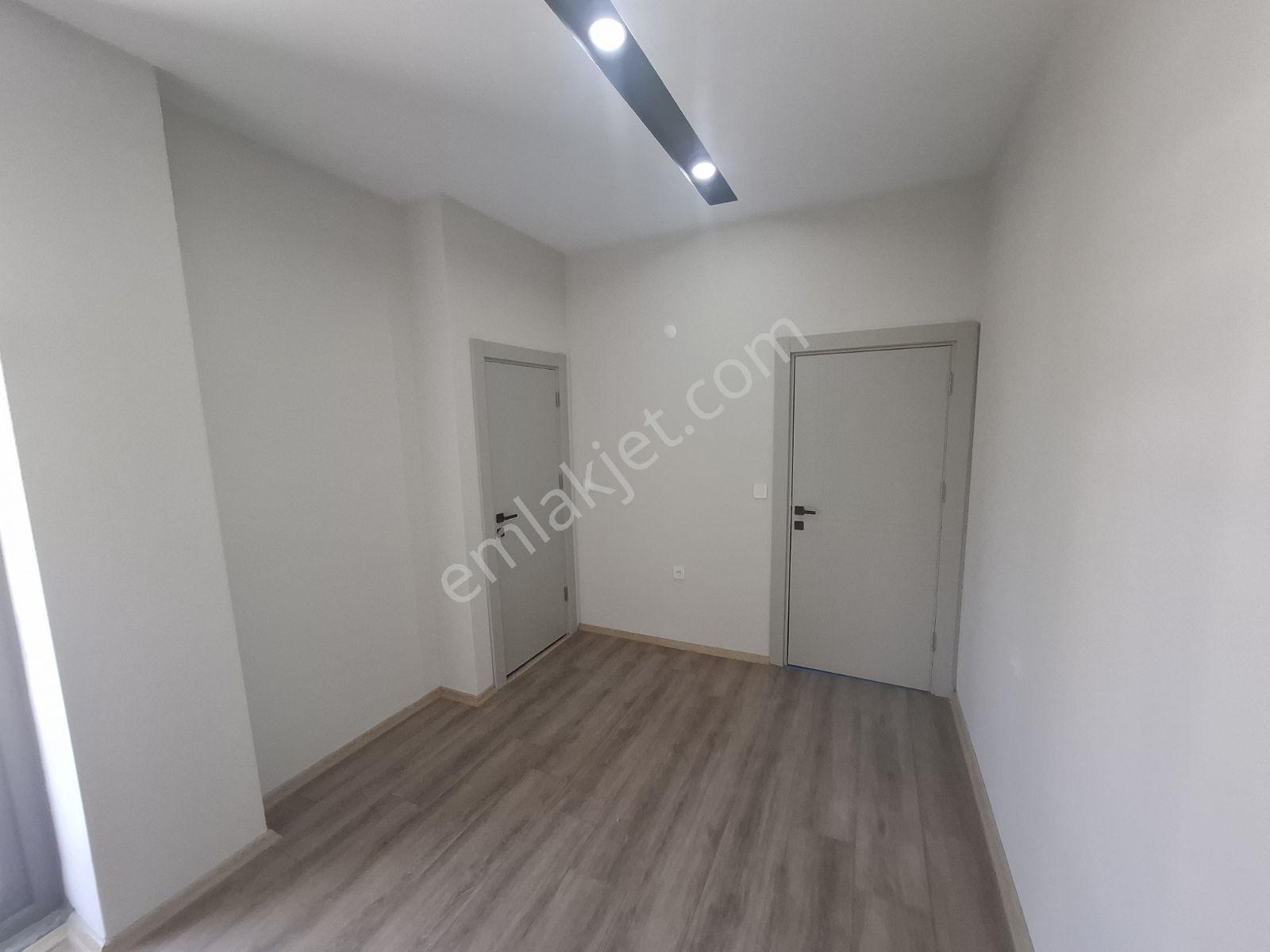 Antalya Fevziçakmak Mahallesinde Kiralık Sıfır 2+1 Daire - Görsel 16