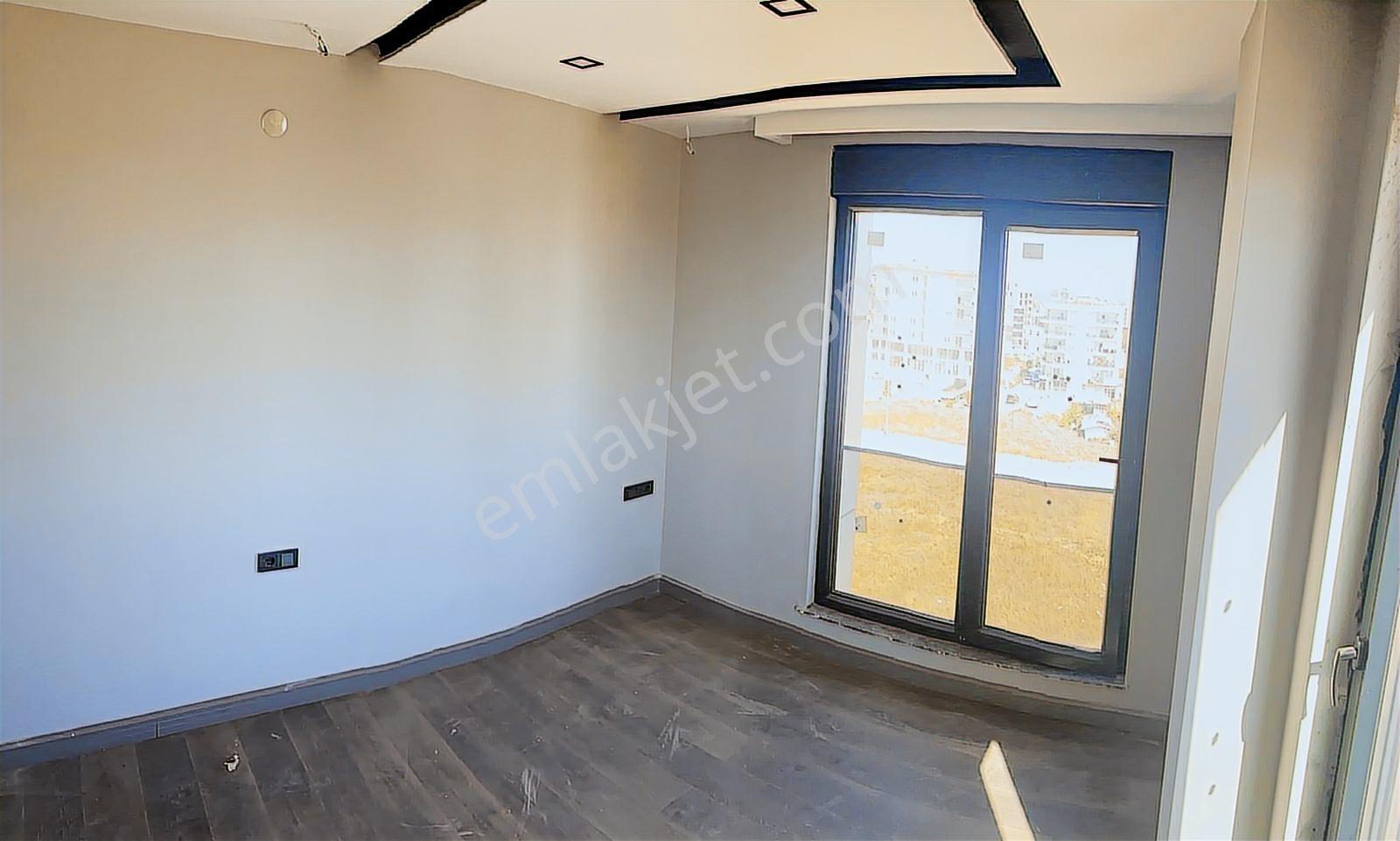 Antalya Altınovada Modern Lüks: Akıllı Sistemli, İskanlı,havuzlu - Görsel 4