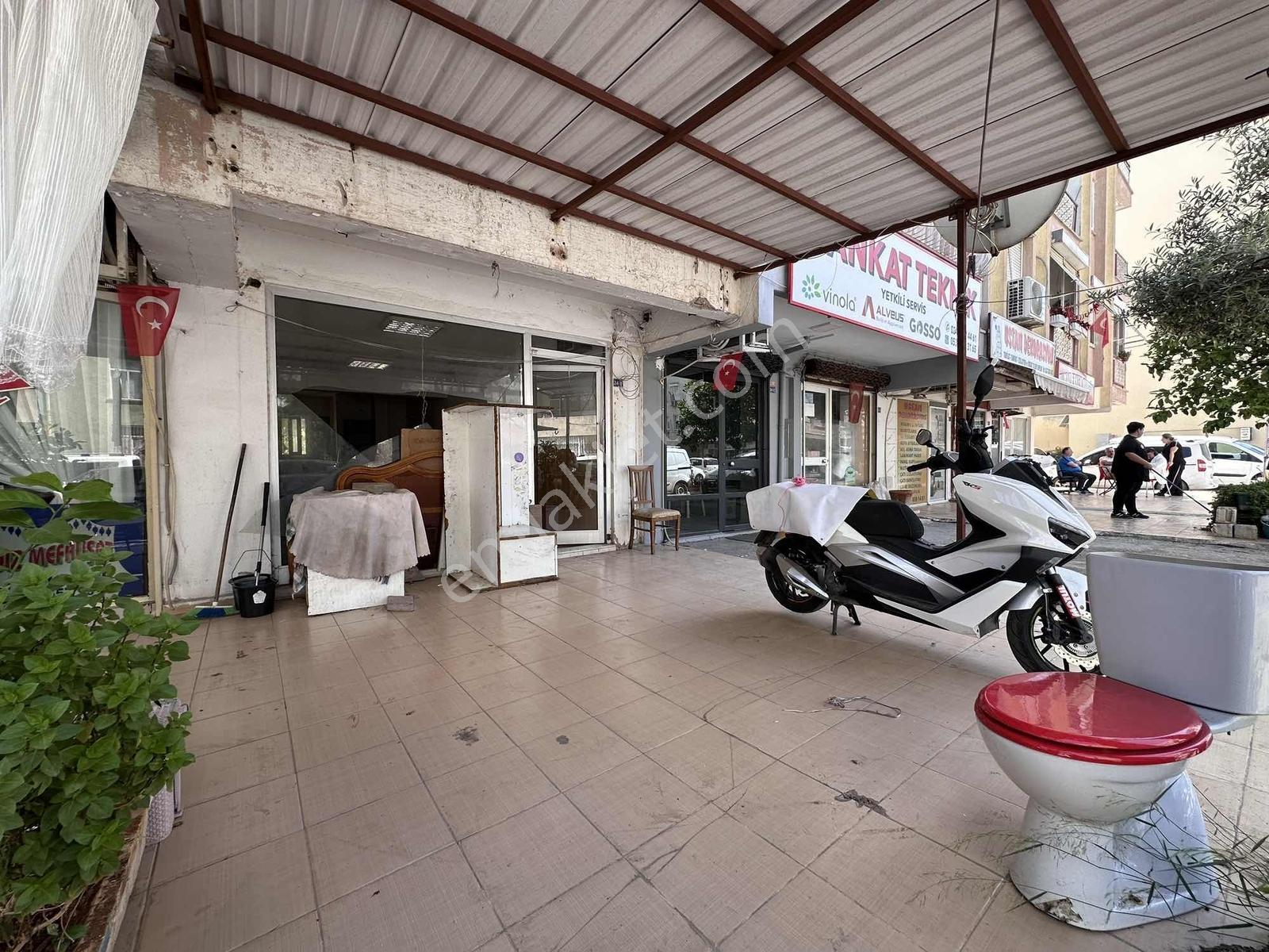 Tonguç Caddesinin Dibinde Önü Tenteli Kiralık Dükkan - Görsel 25