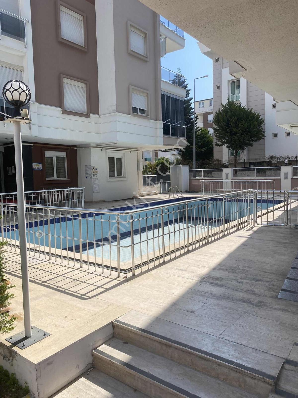 Hurmada Havuzlu Sitede Full Eşyalı Geniş 2+1 - Görsel 13