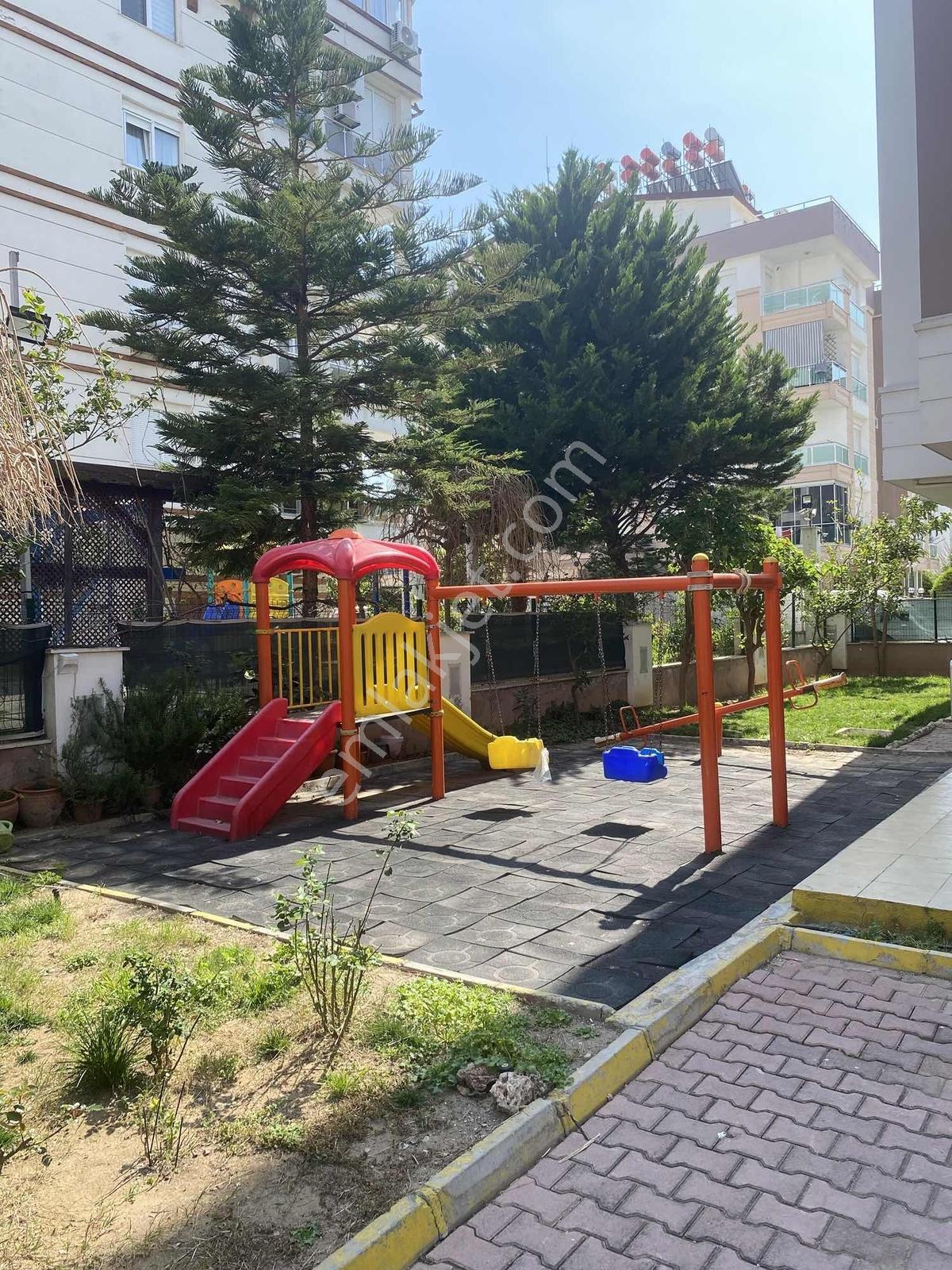 Hurmada Havuzlu Sitede Full Eşyalı Geniş 2+1 - Görsel 12