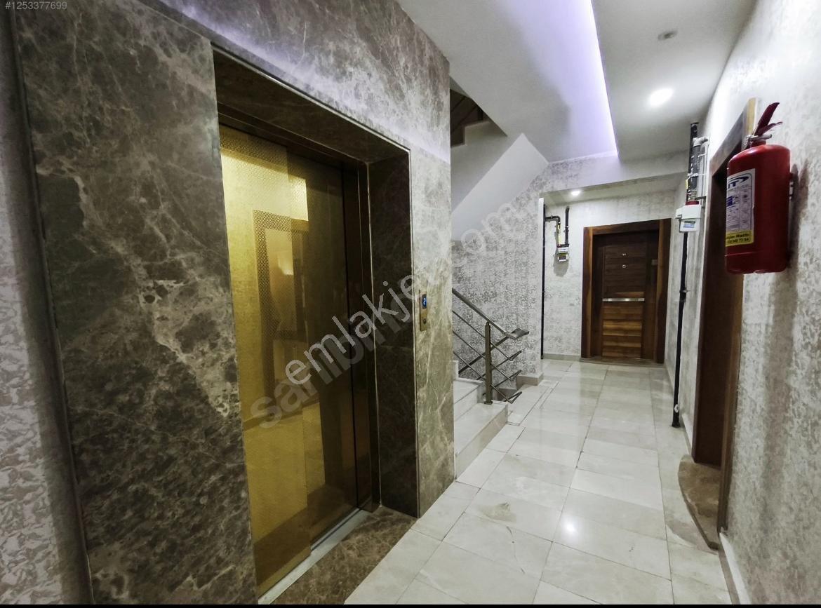 Lüks Sitede Full Eşyalı Havuzlu 1+1 Satılık - Görsel 14