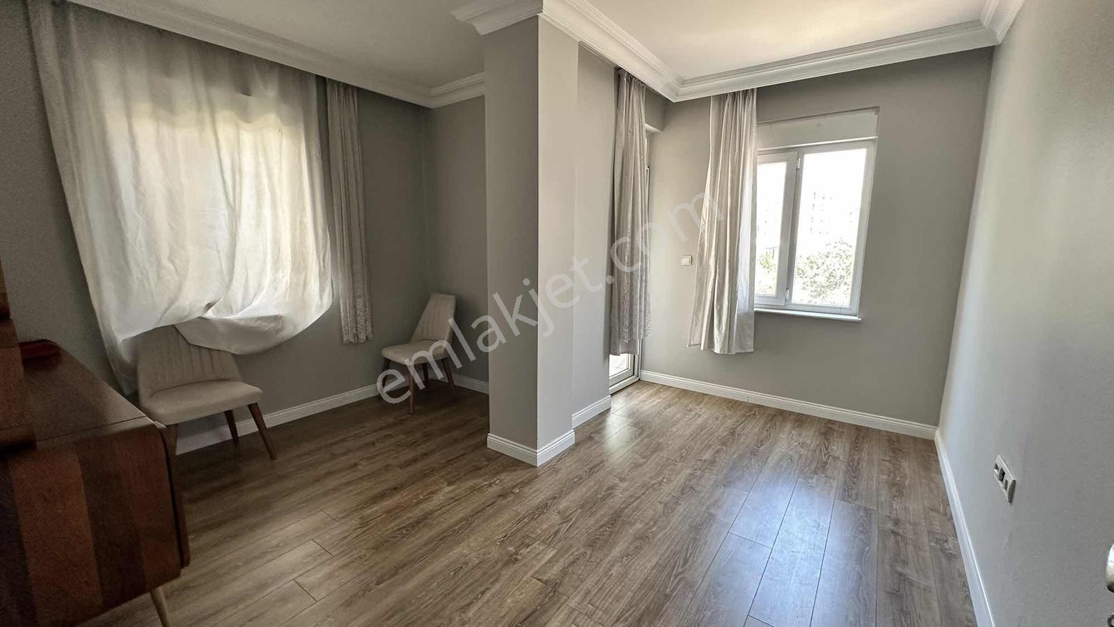Yeniemek Merkez Geniş 2+1 Tramwaya Kolay Ulaşım - Görsel 8