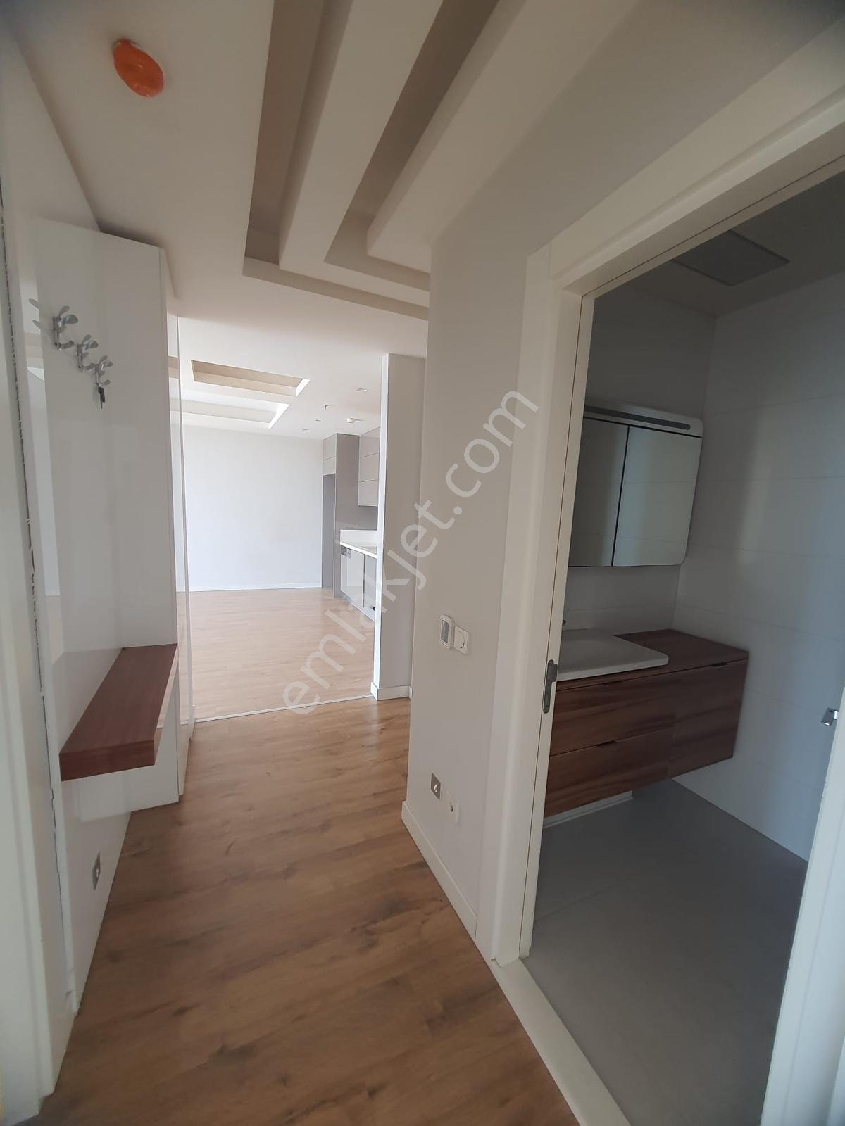 Karşıyaka Aypark Residence Sitesinde Manzaralı Satılık Daire - Görsel 20