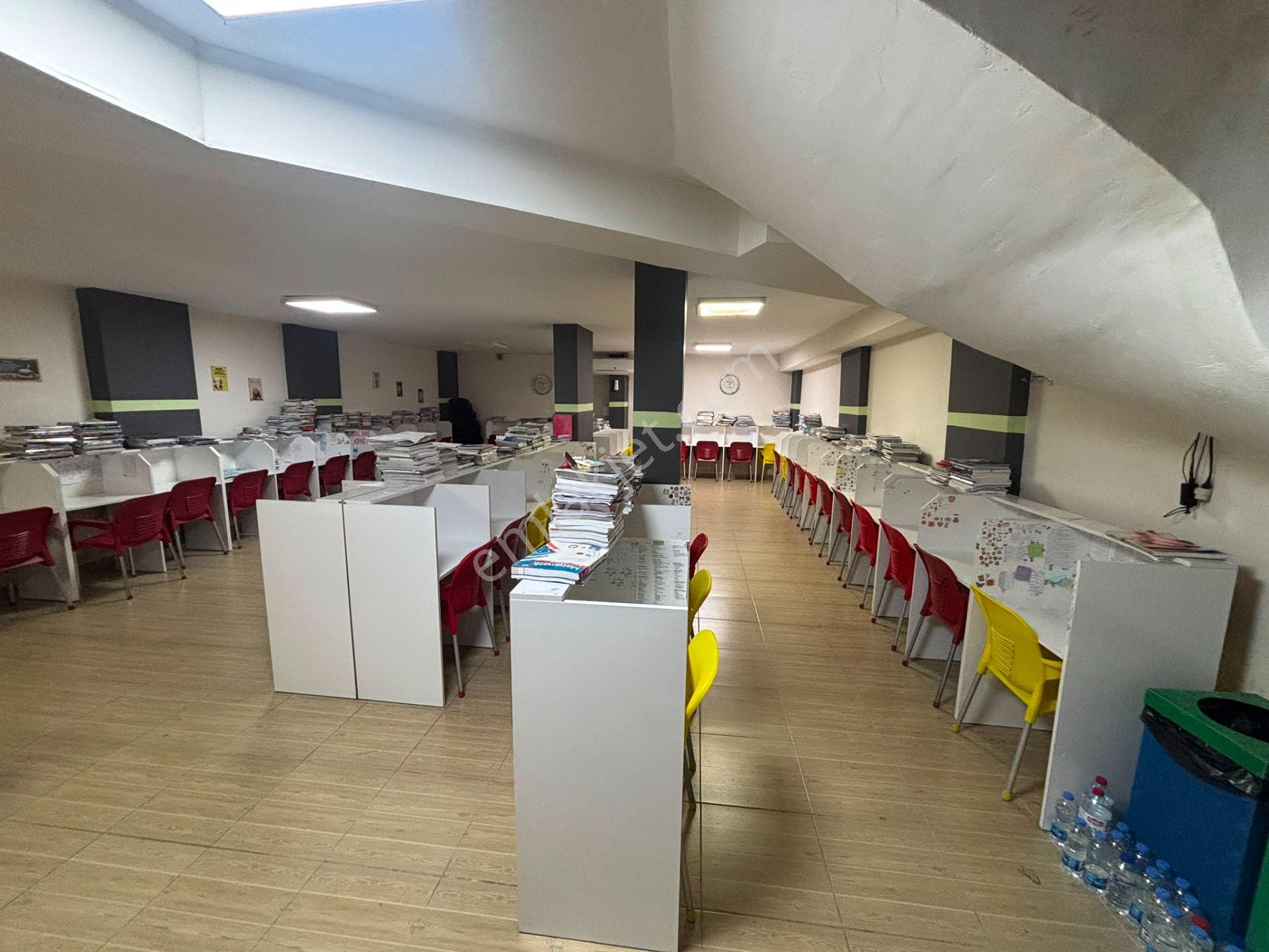 Çarşı Merkezinde Net 380 Metre² İki Cepheli Ticari Mülk - Görsel 23