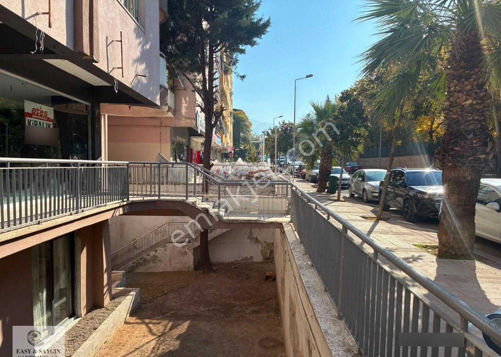 Ticari Tapulu Satılık Dükkan 150m2 - Görsel 11