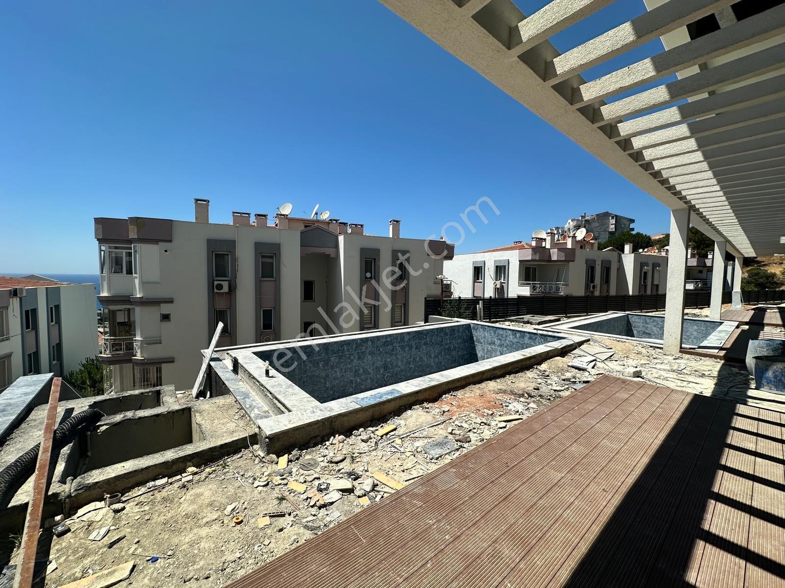 Kuşadası Ege Mah. Deniz Manzaralı Sıfır, Özel Havuzlu Loft Daire Araç Takasına Uygun - Görsel 15