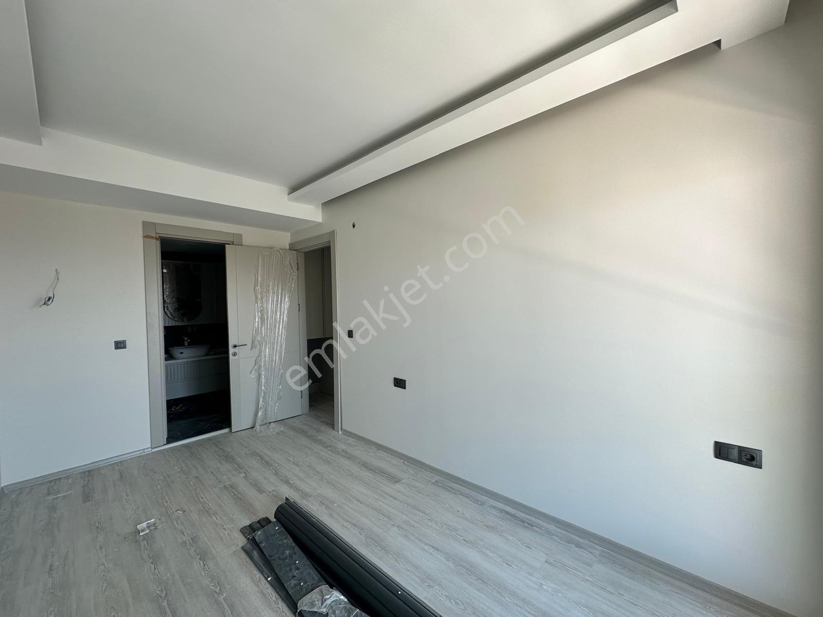 Kuşadası Ege Mah. Deniz Manzaralı Sıfır, Özel Havuzlu Loft Daire Araç Takasına Uygun - Görsel 19