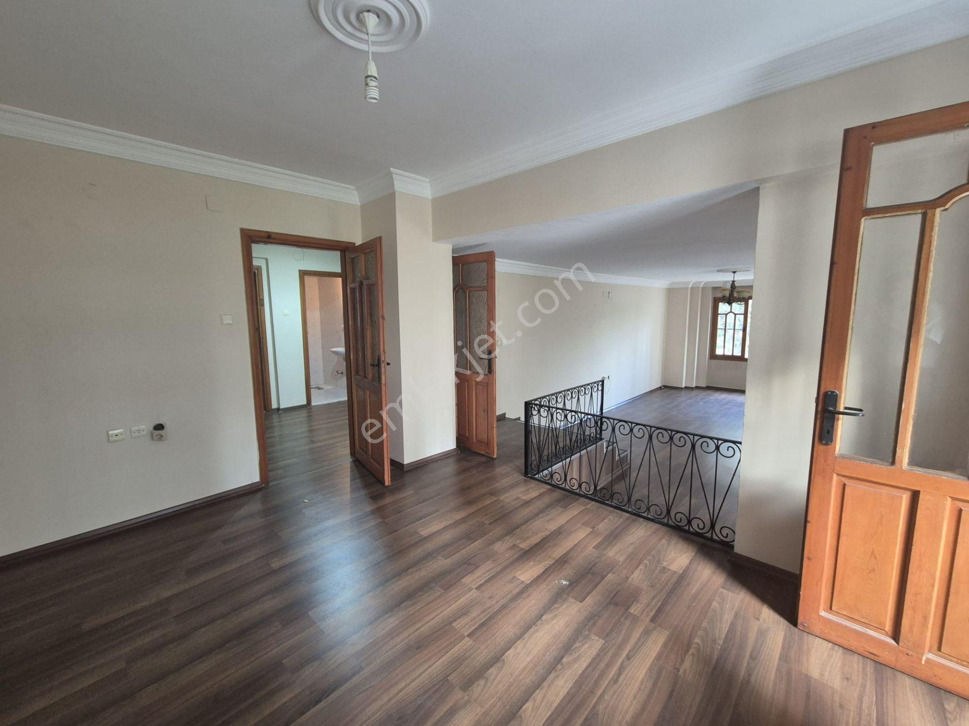 Kiralık Daire Yeşil Yurt Mavi Bulvarda 4+1 200 M2 Kiralık Daire - Görsel 31