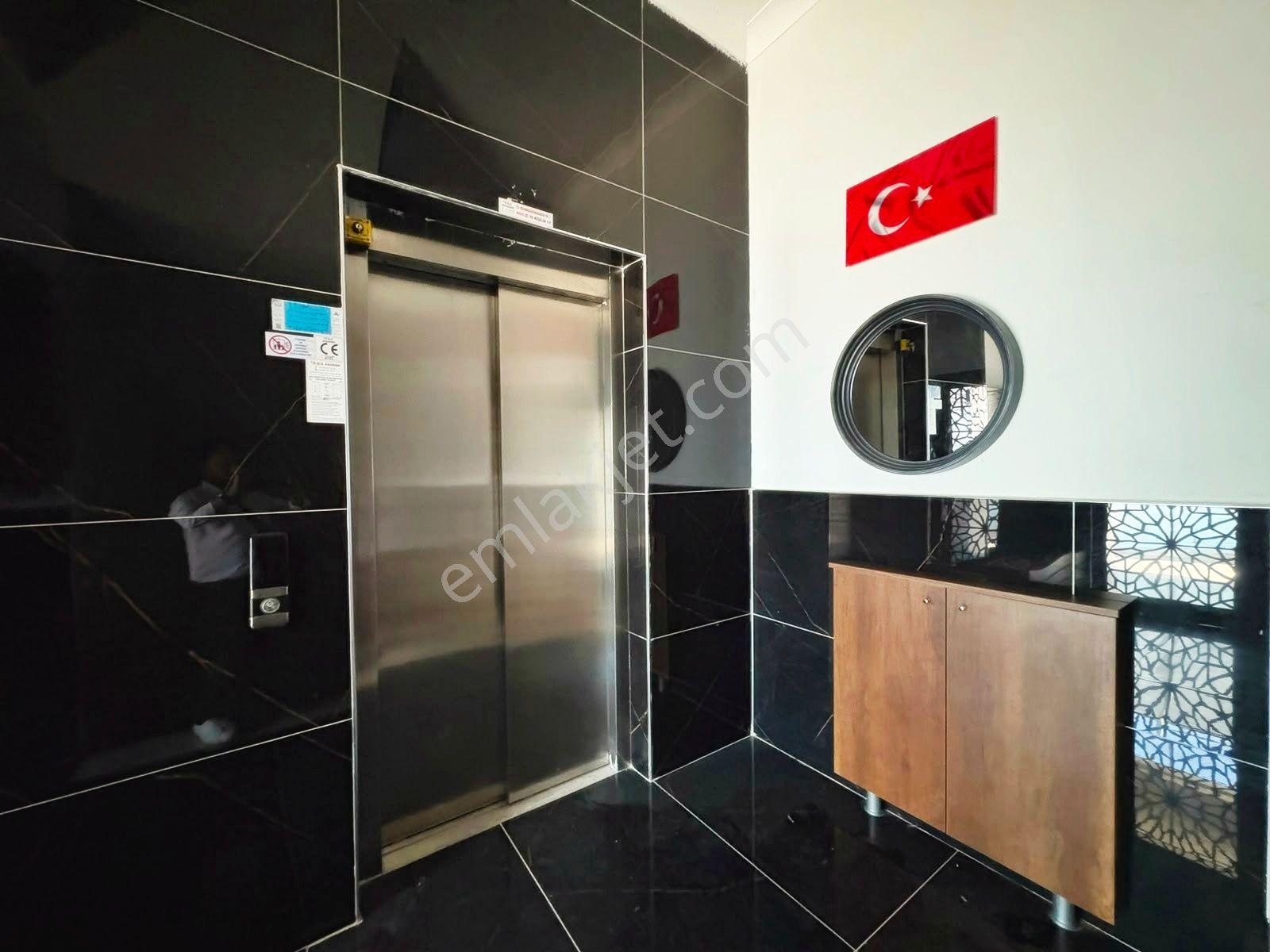 Aktif'ten Zeytinli'de Satılık Eşyalı Ön Cephe Arakat Harika 1+1 Daire - Görsel 20