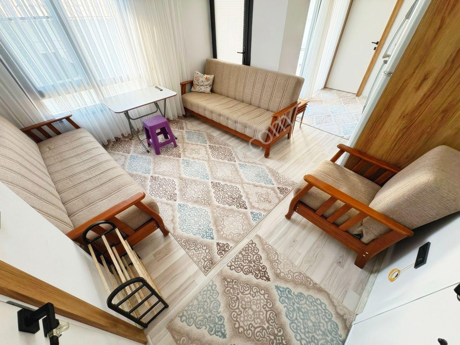 Aktif'ten Zeytinli'de Satılık Eşyalı Ön Cephe Arakat Harika 1+1 Daire - Görsel 6