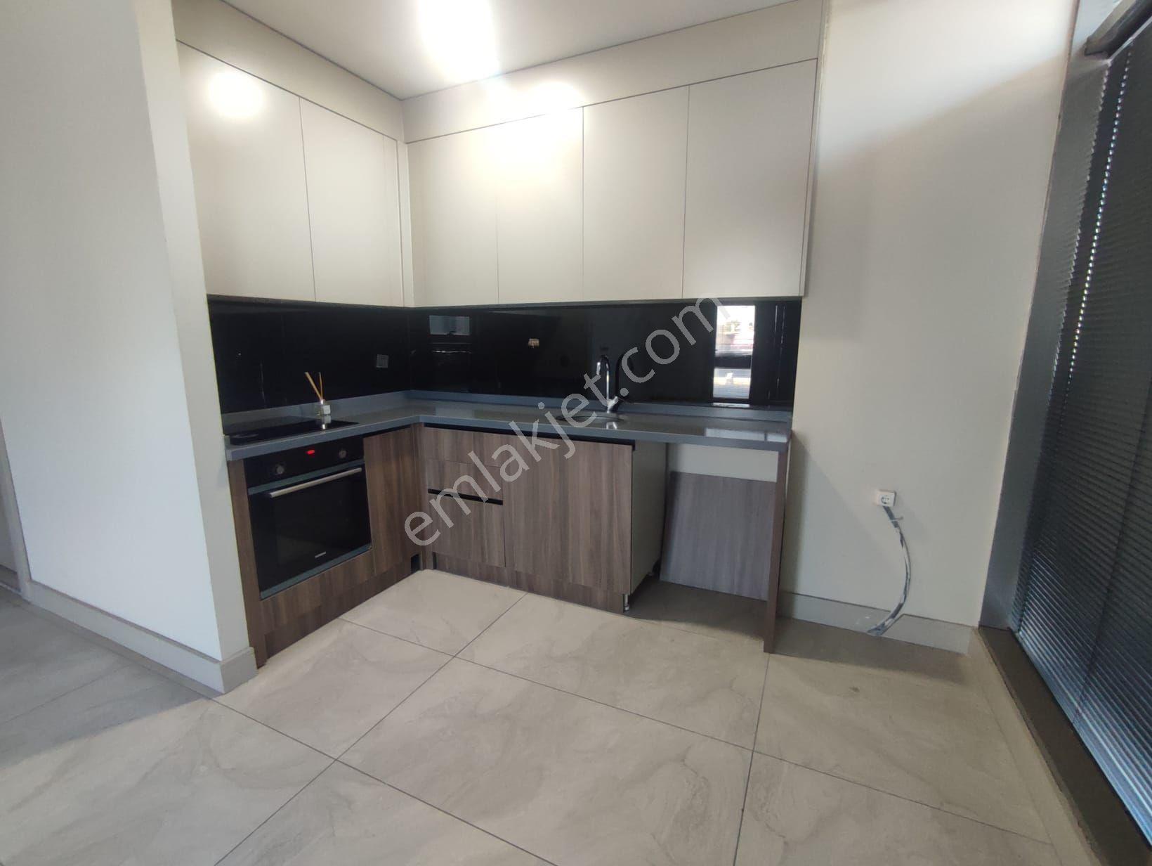 İstanbul Yolu Üzeri Vega Cadde Avm Kiralık 1+1 Köşe Büro & Ofis - Görsel 9