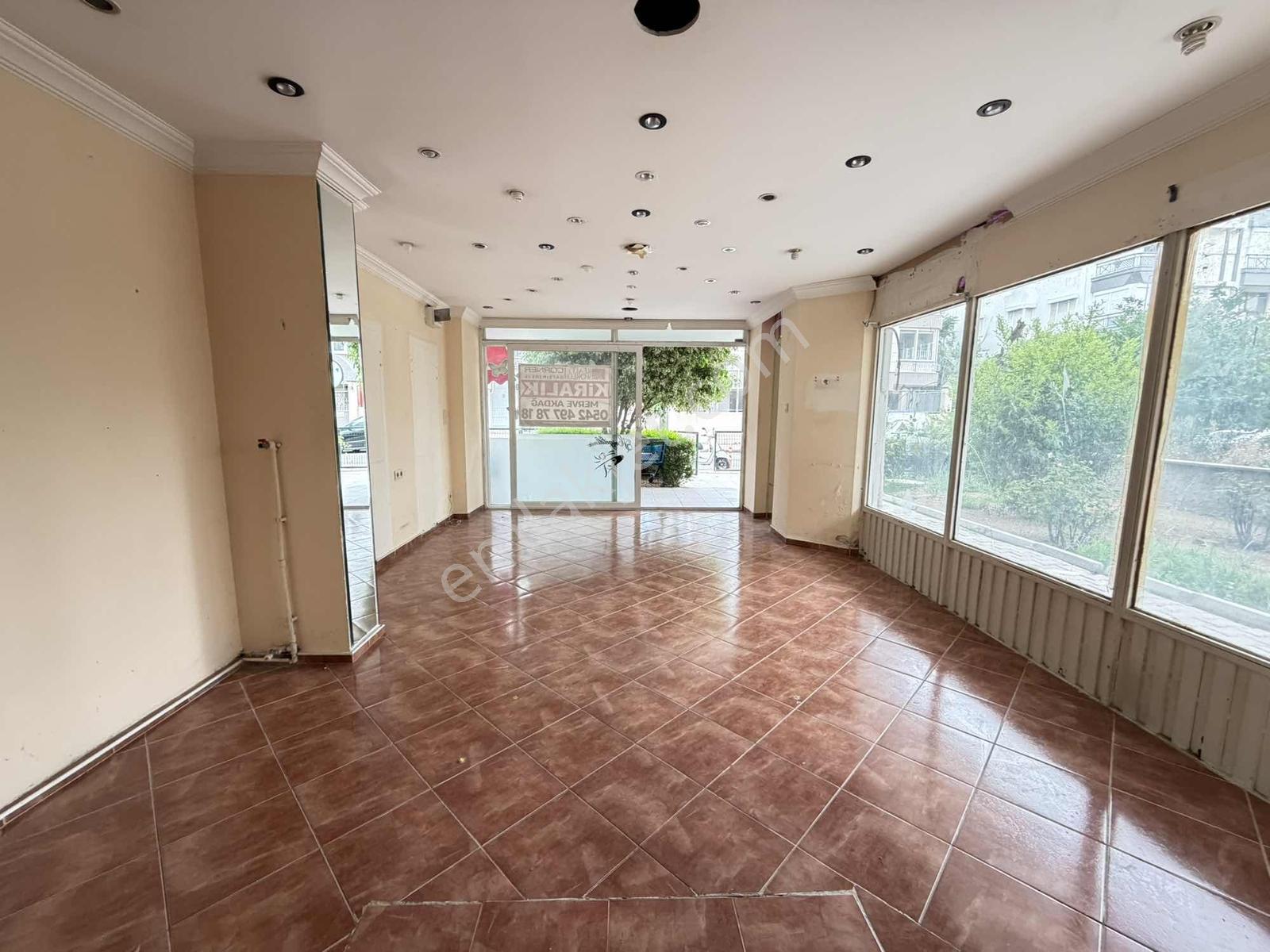 Şirinyalı'da Harika Konumda Geniş Kiralık Dükkan - Görsel 3