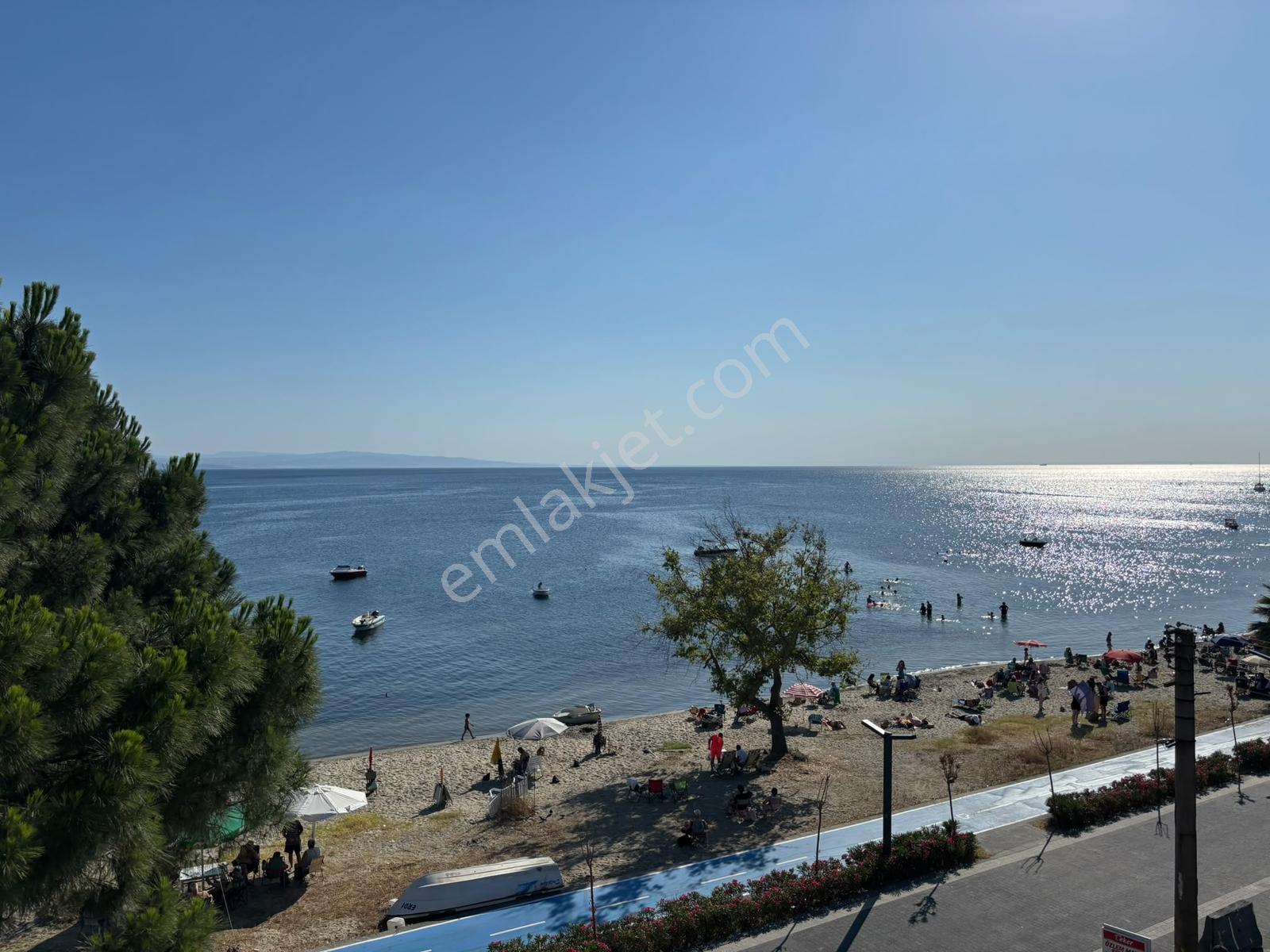 Erdek Sahil Mahallesin De Denize Sıfır 1+1 Satılık Daire - Görsel 22