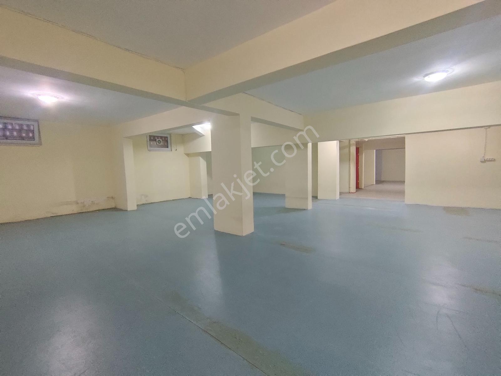 Edremit Cumhuriyet Mahallesi'nde 350 M2 Satılık Dükkan - Görsel 6