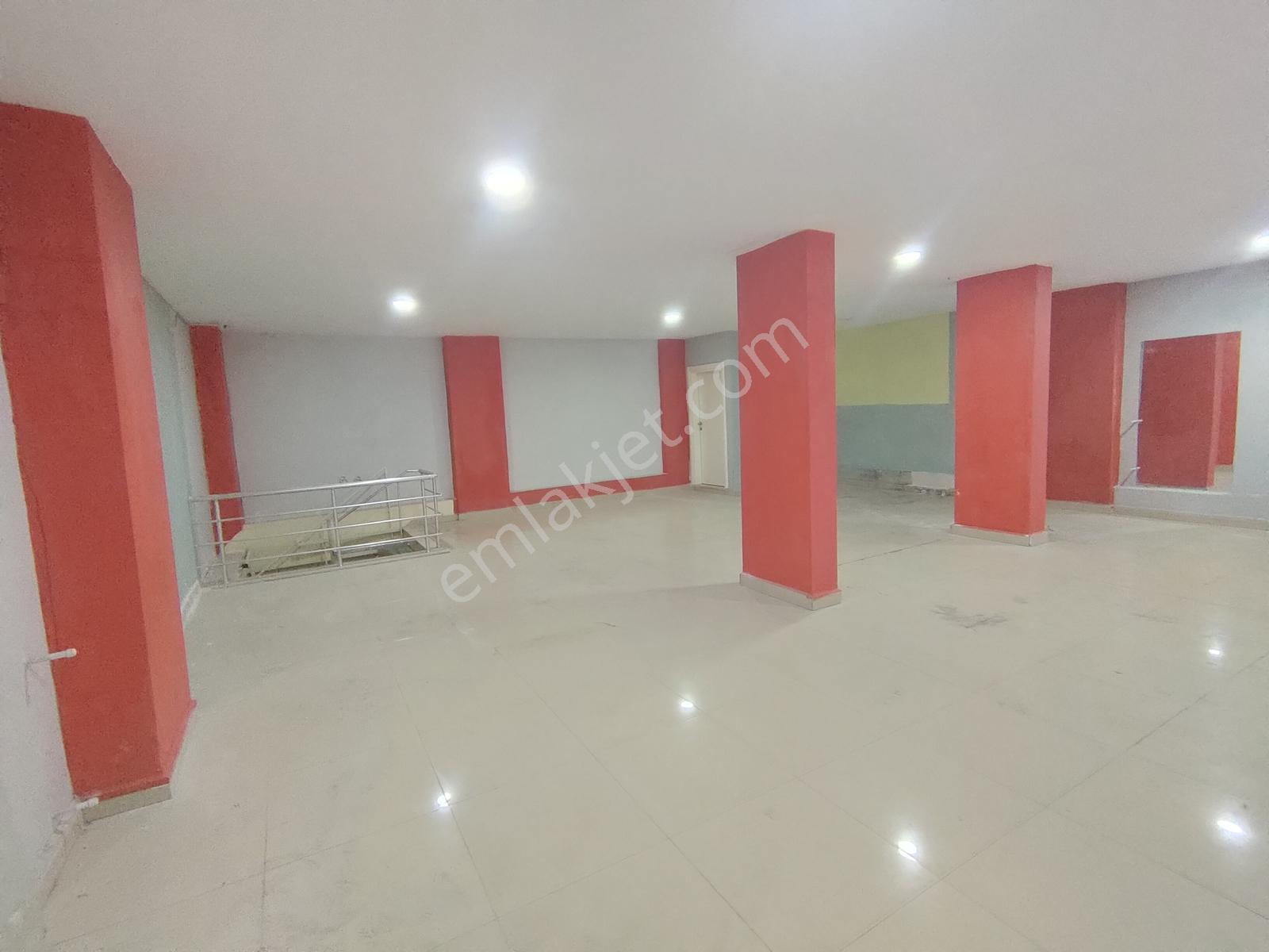 Edremit Cumhuriyet Mahallesi'nde 350 M2 Satılık Dükkan - Görsel 18