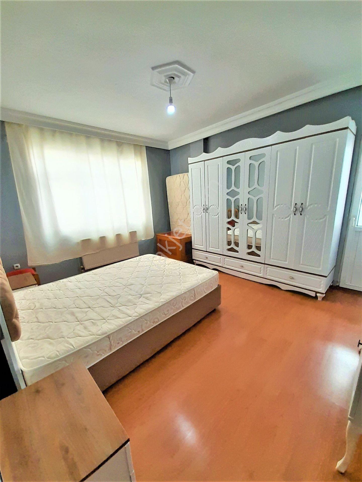 Seba'dan Sefaköy Merkzde 2+1 140m2 Az Katlı Geniş Arakat Daireee - Görsel 24