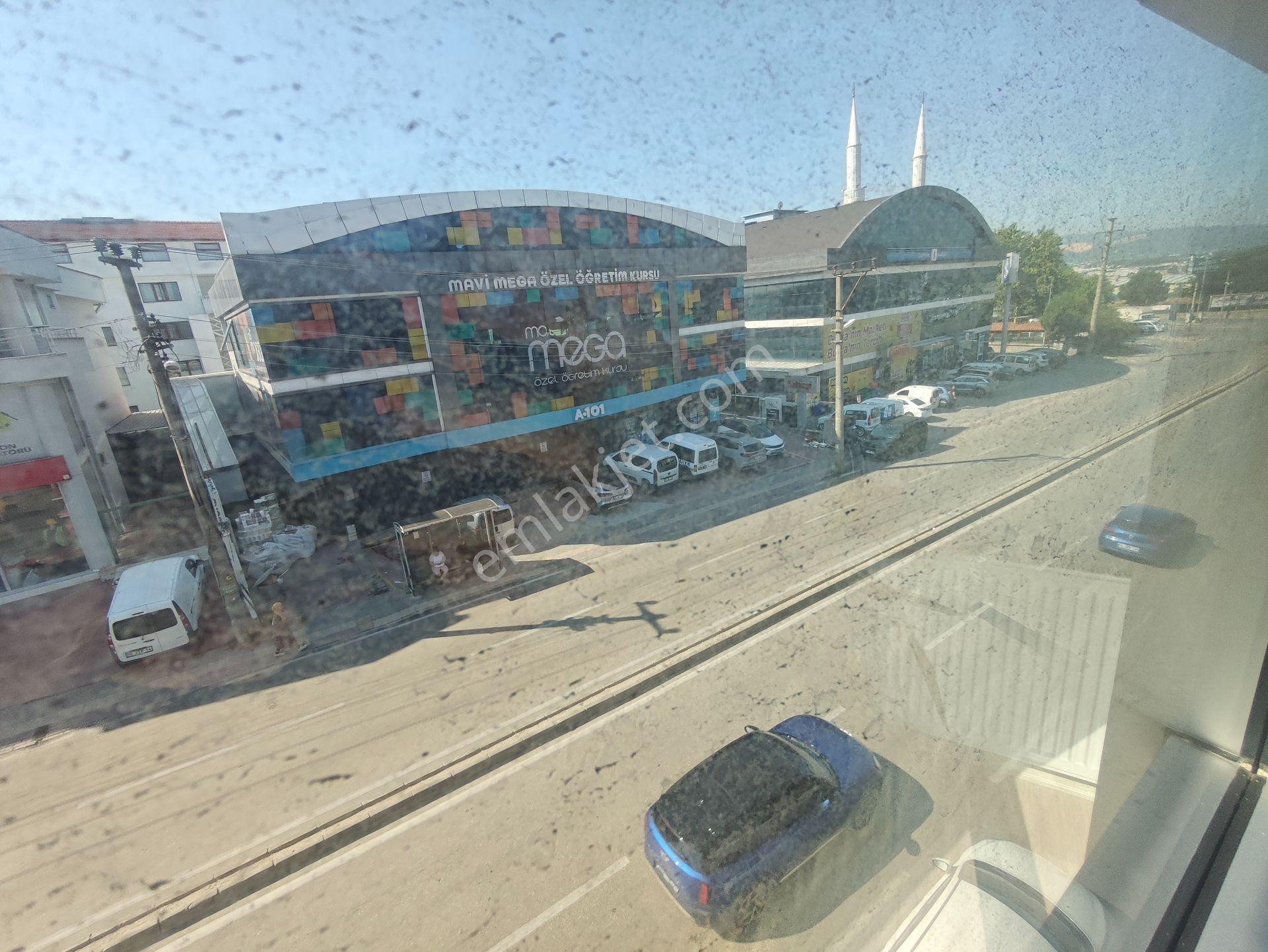 Beşevler Küçük Sanayi Girişine Ve Metroya Yakın Kiralık Ofis - Görsel 25