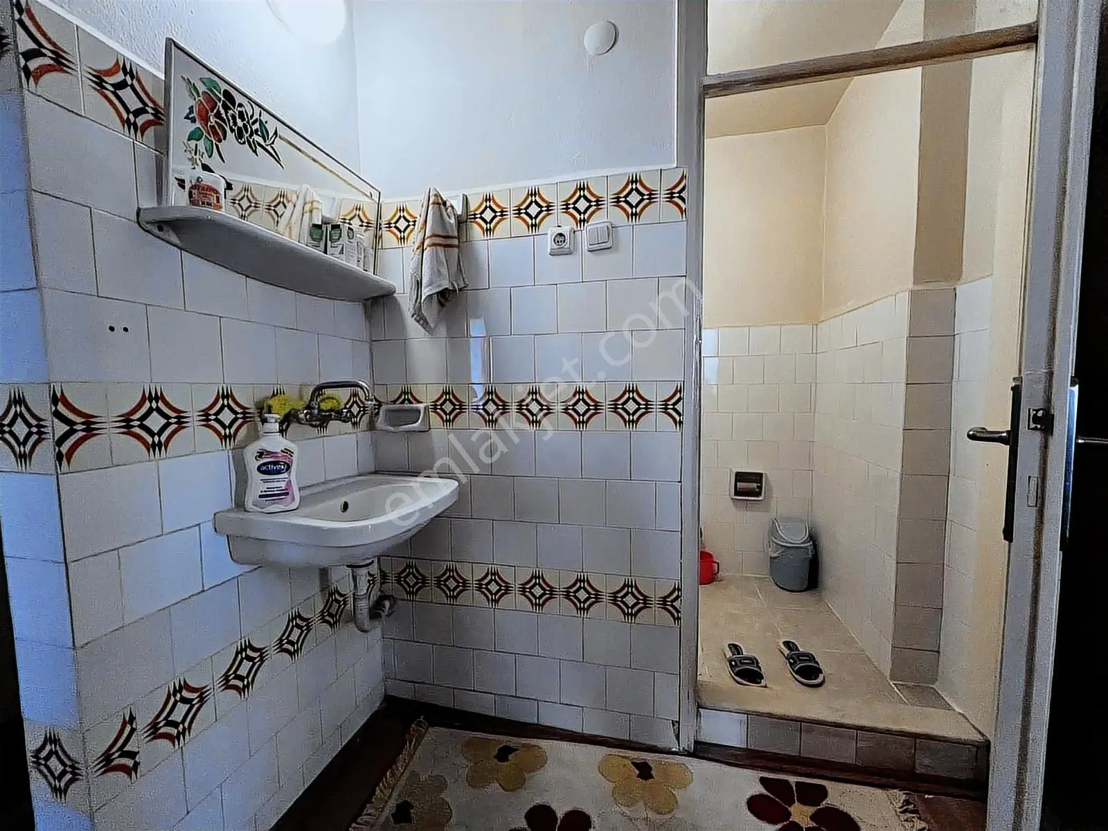 Nazilli'nin Merkezinde Köşe Başı İki Daire Ve Altında Mağazası - Görsel 2