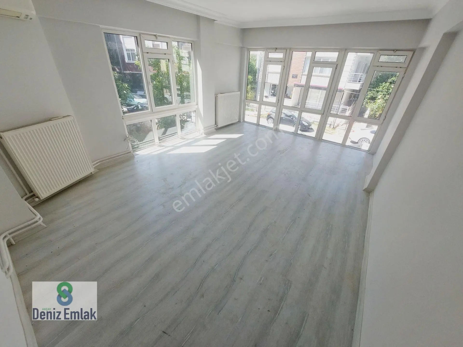 ∞ Deniz Den ∞ Akçay Mahallesinde 3+1 Aydınlık Ve Ferah Satılık Daire