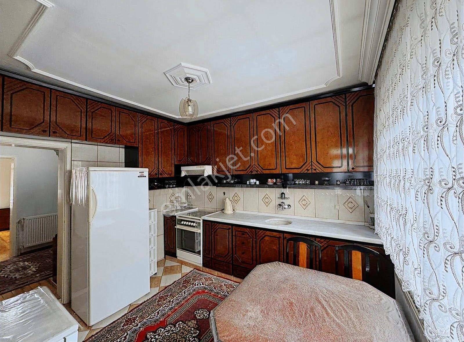 İstiklal Hürriyet 2+1 Eşyalı Kiralık Karaman İstasyonu Yakın - Görsel 8