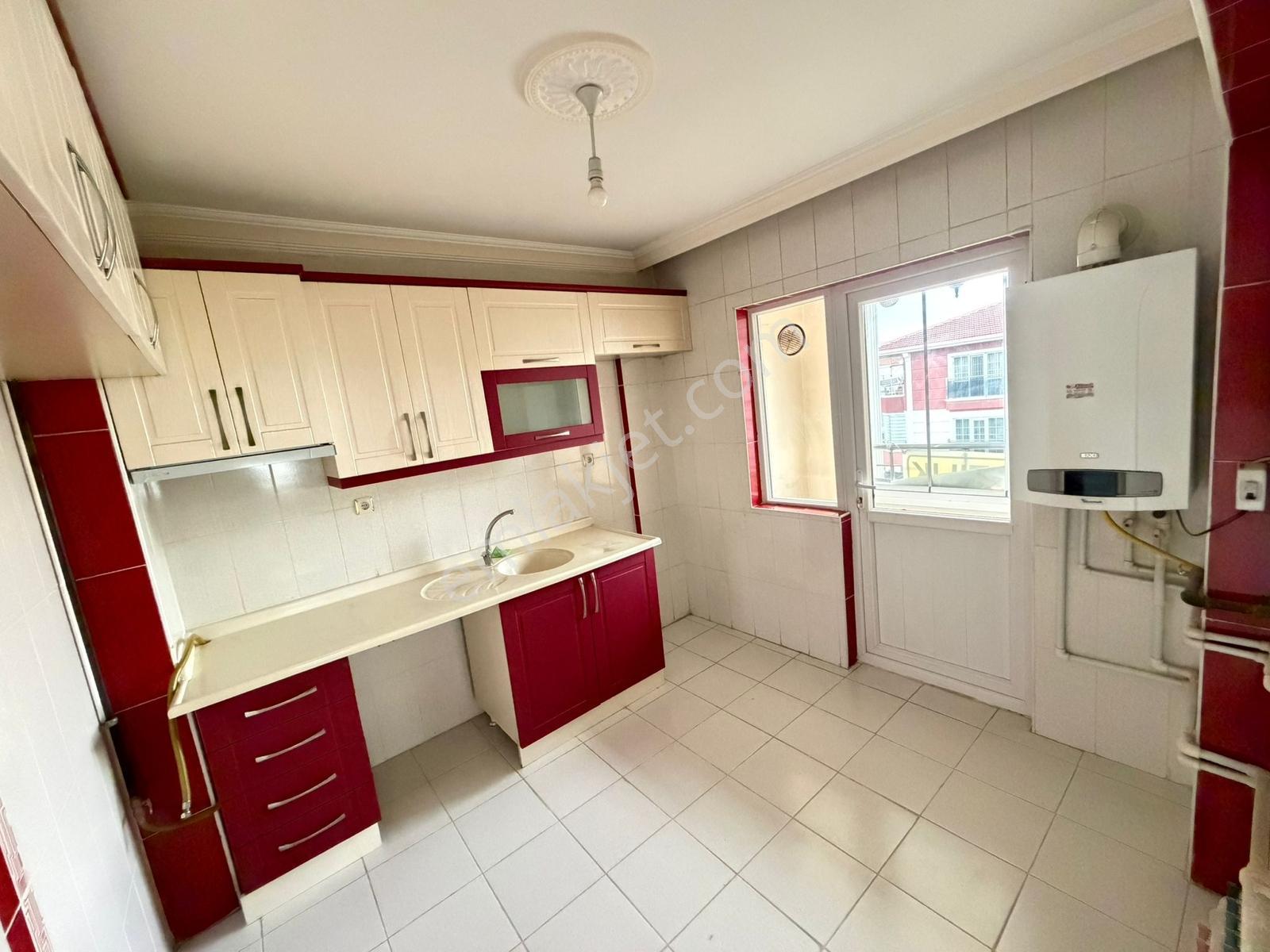 Alsancak Mah. Halk Ekmek Yanı Geniş M2 3+1 Satılık Daire - Görsel 19