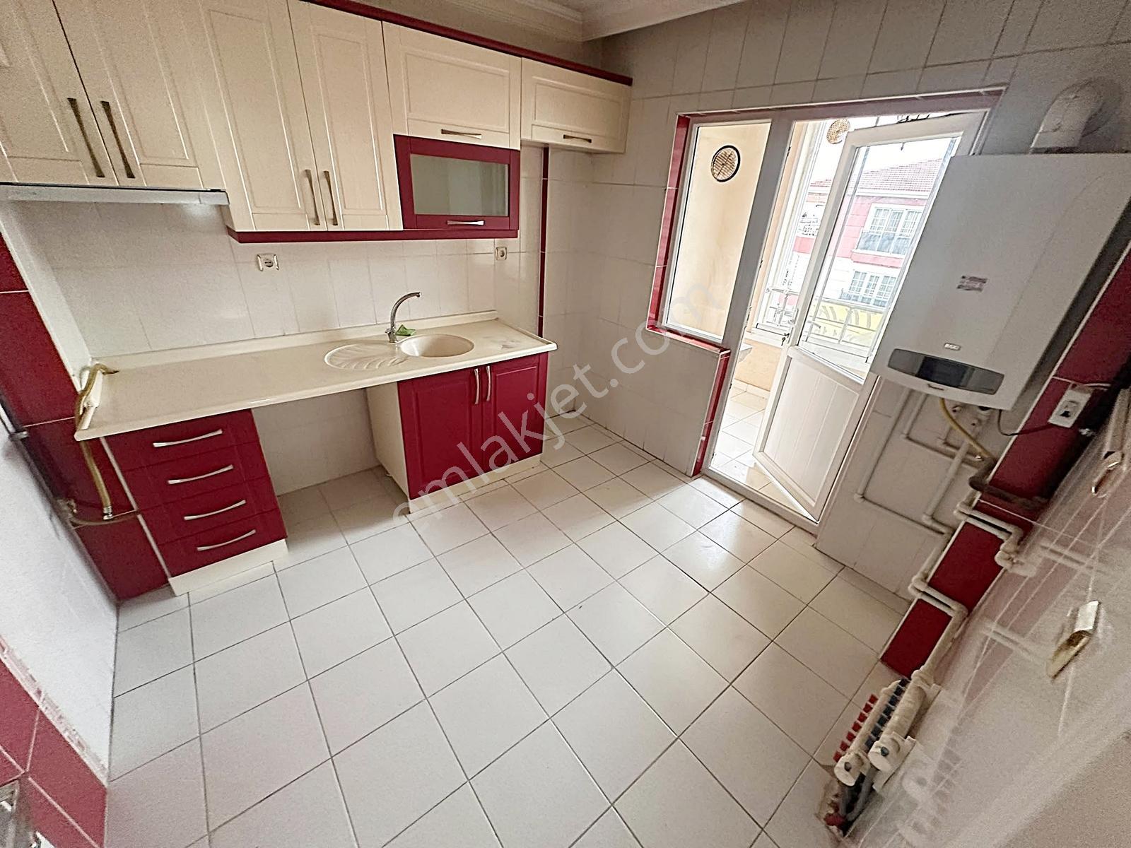 Alsancak Mah. Halk Ekmek Yanı Geniş M2 3+1 Satılık Daire - Görsel 10