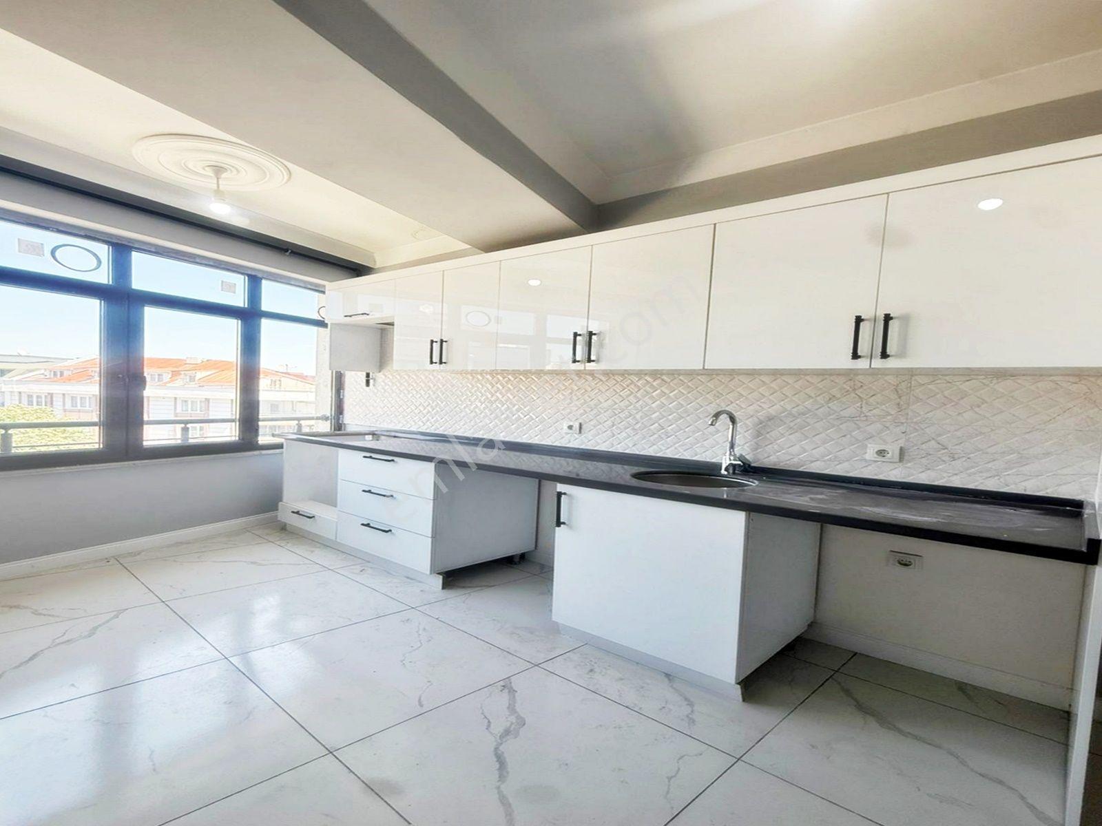 Nes Yapı'dan Beylikdüzn'de Metrobüse Yakın Sıfır Geniş Kullanımlı Satılık Dublexs Daire!! - Görsel 2