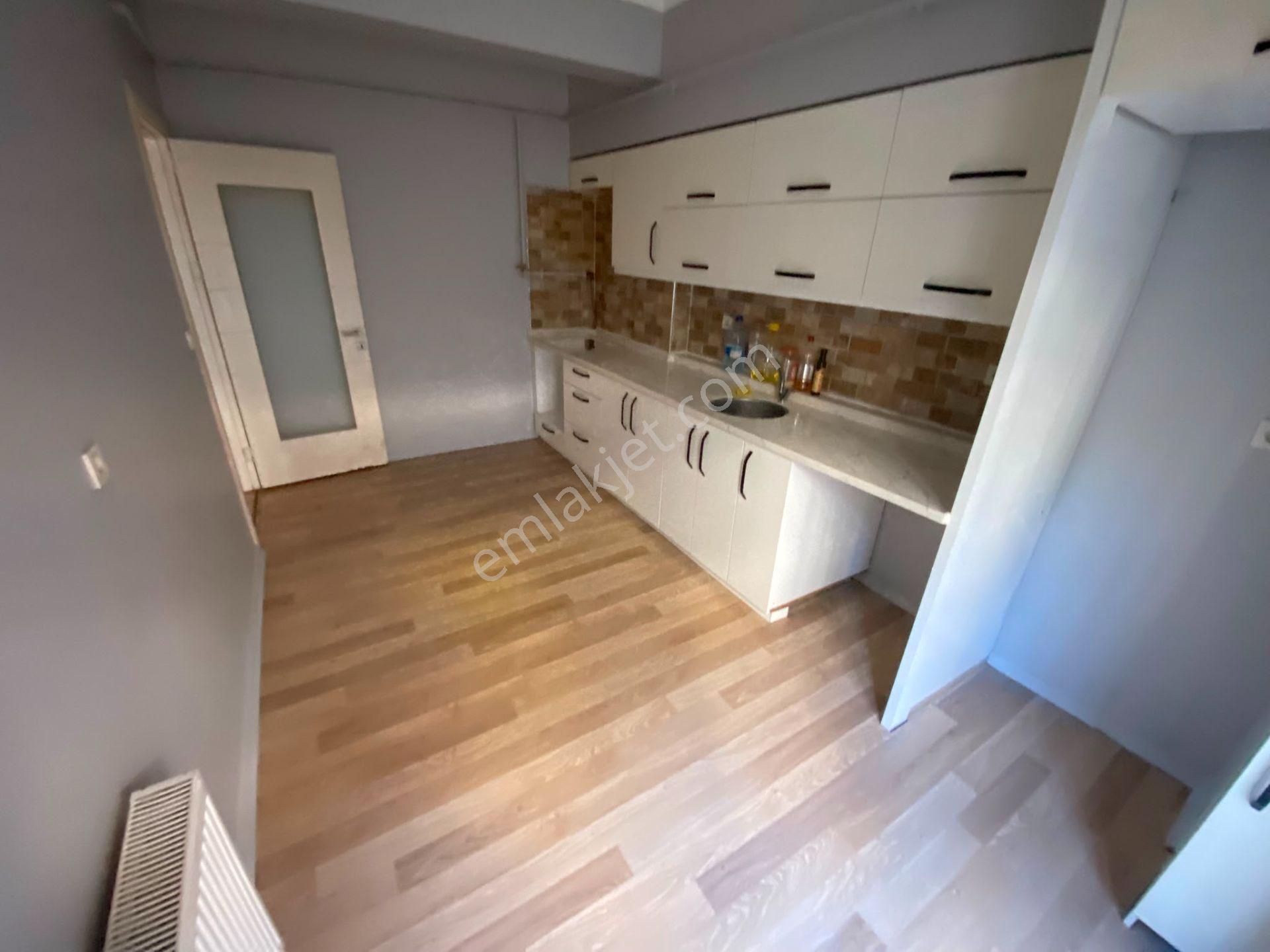 Acil Buca Uçanyol Kavşağı Yakını 2+1 90m2+40m2 Bahçeli Dgazlı Satılık Fırsat Daire - Görsel 15