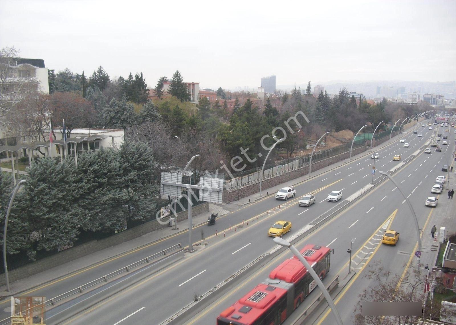 Kavaklıdere Atatürk Bulvarı Üzeri 1+1 Ön Cephe Lüx Kiralık Daire - Görsel 14