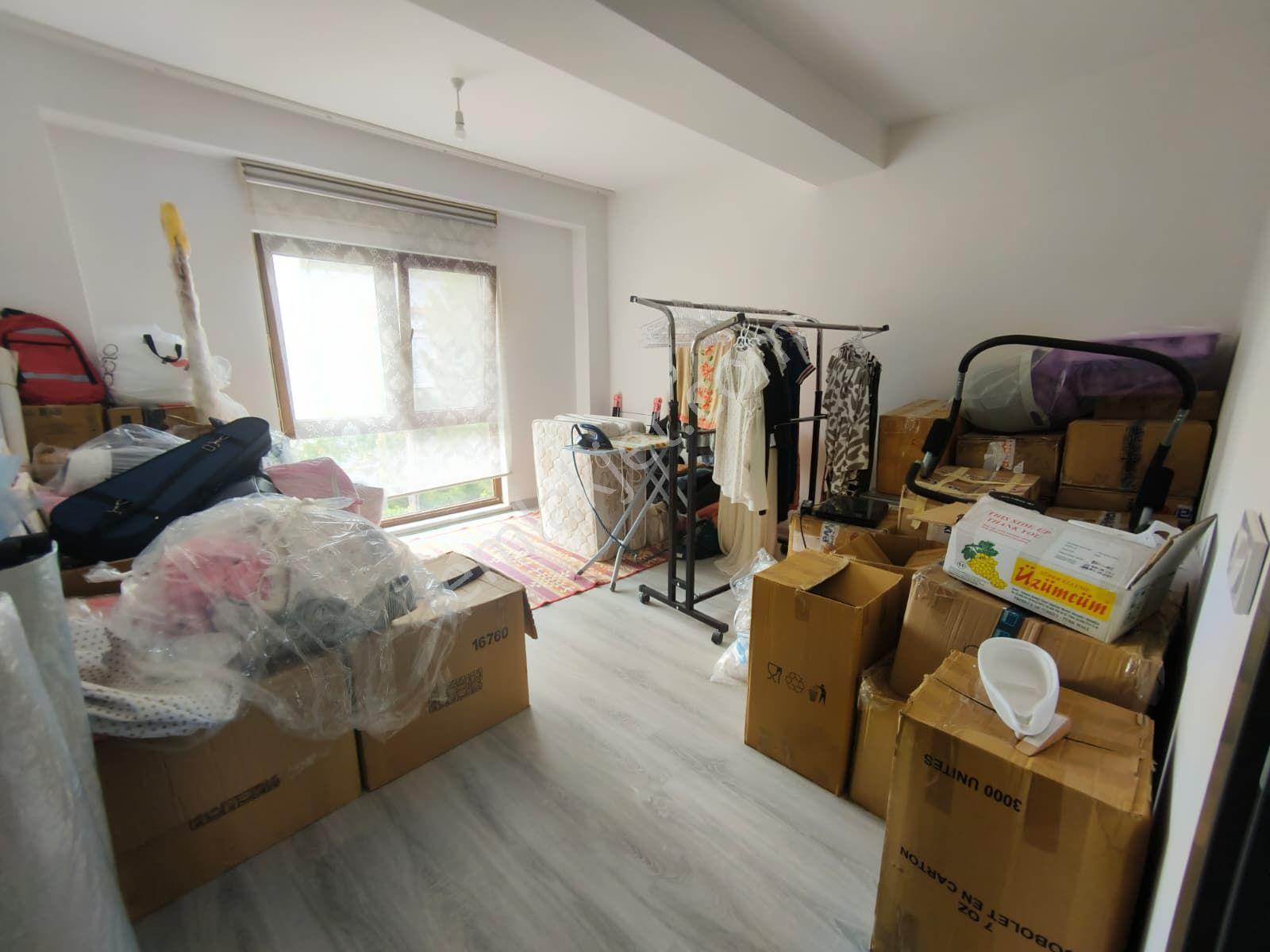 Çorum'un En Merkezi Noktasında Yeni Tadilat Yapılmış 8+1 Villa - Görsel 27